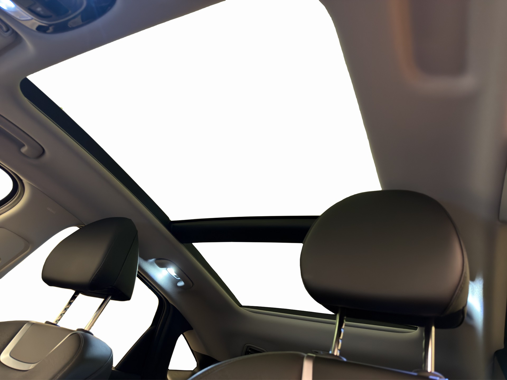 HYUNDAI Tucson 1.6 T-GDi HEV Vertex 4x4-image-13
