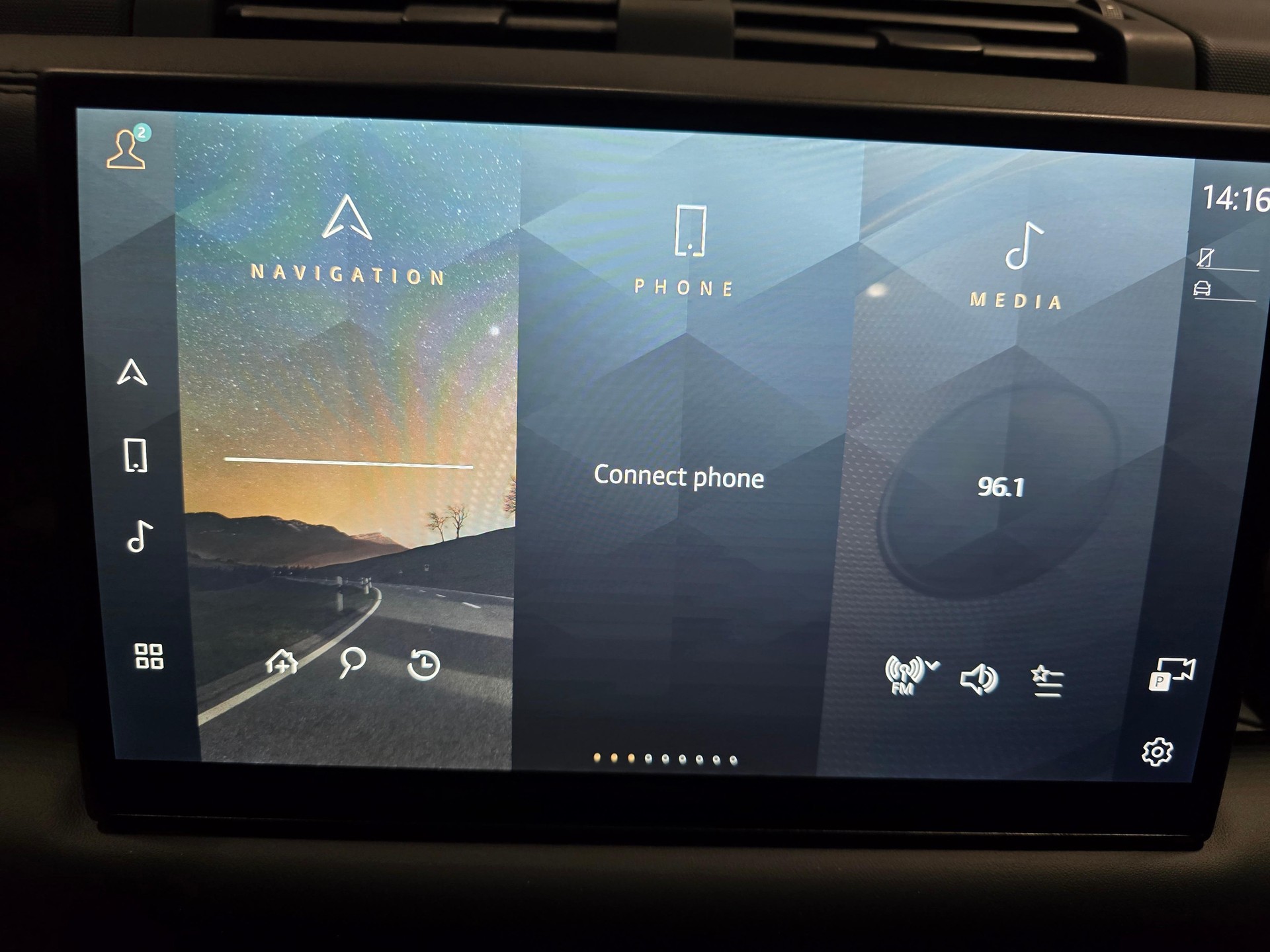 LAND ROVER Defender 110 3.0 D I6 250 X-Dynamic SE-image-13