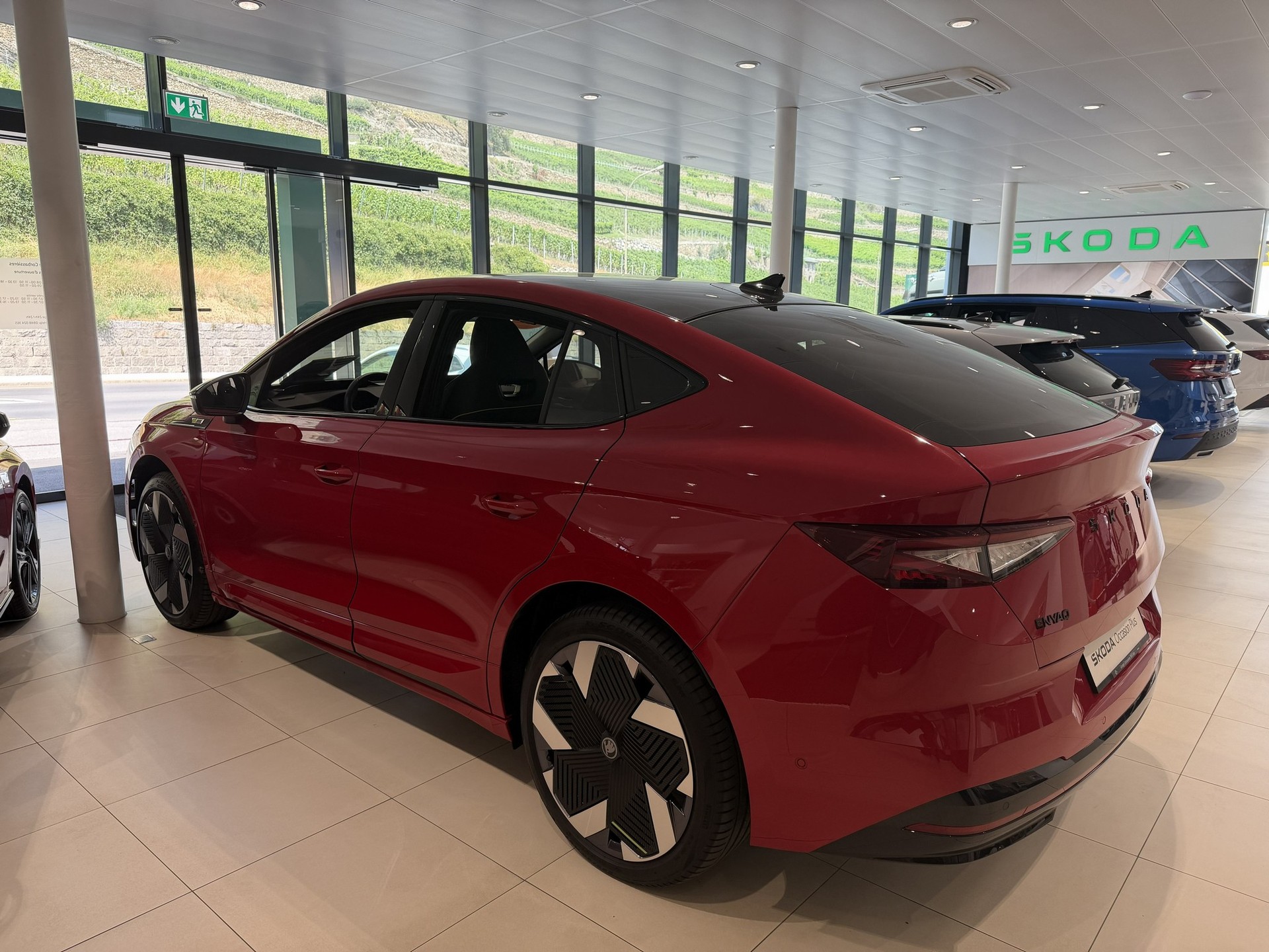 SKODA Enyaq Coupé RS 4x4-image-2