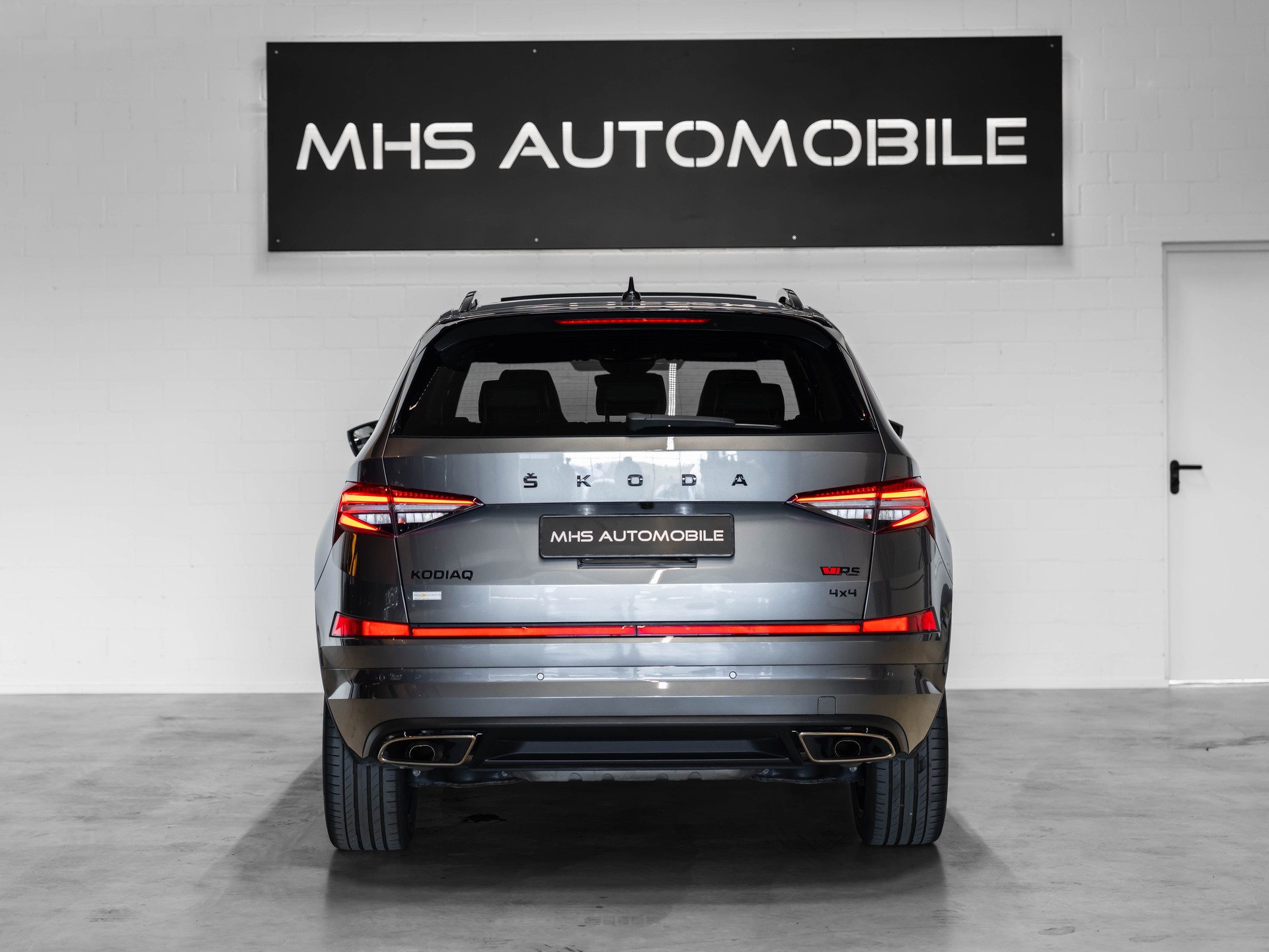 SKODA Kodiaq 2.0 TSI 4x4 RS-image-2