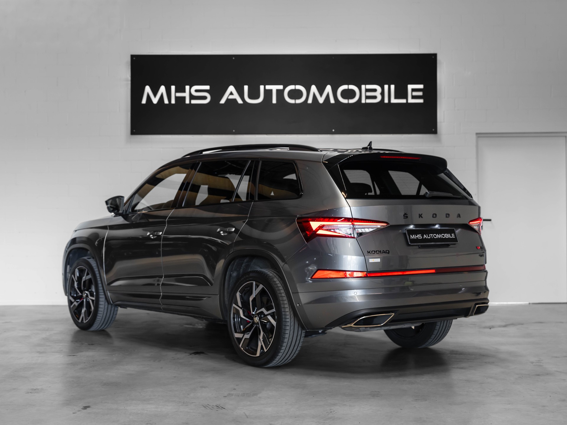 SKODA Kodiaq 2.0 TSI 4x4 RS-image-1