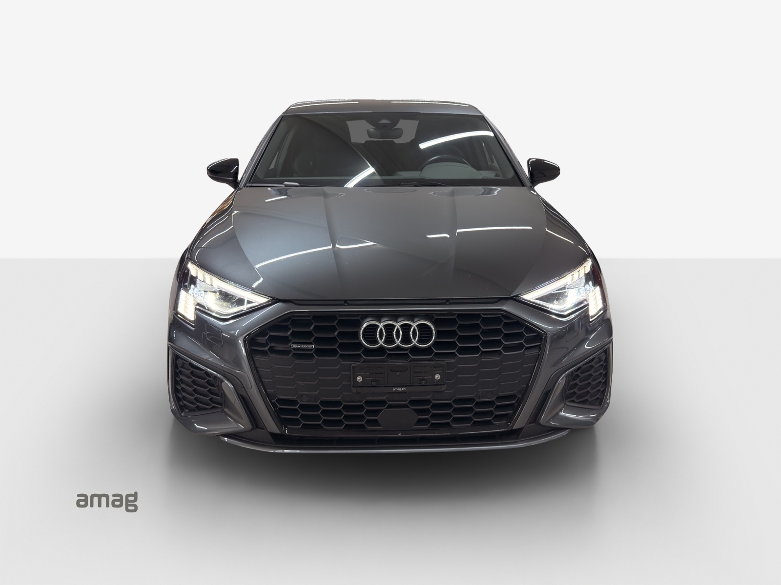 AUDI A3 Sportback 40 TFSI S line quattro S-tronic-image-6