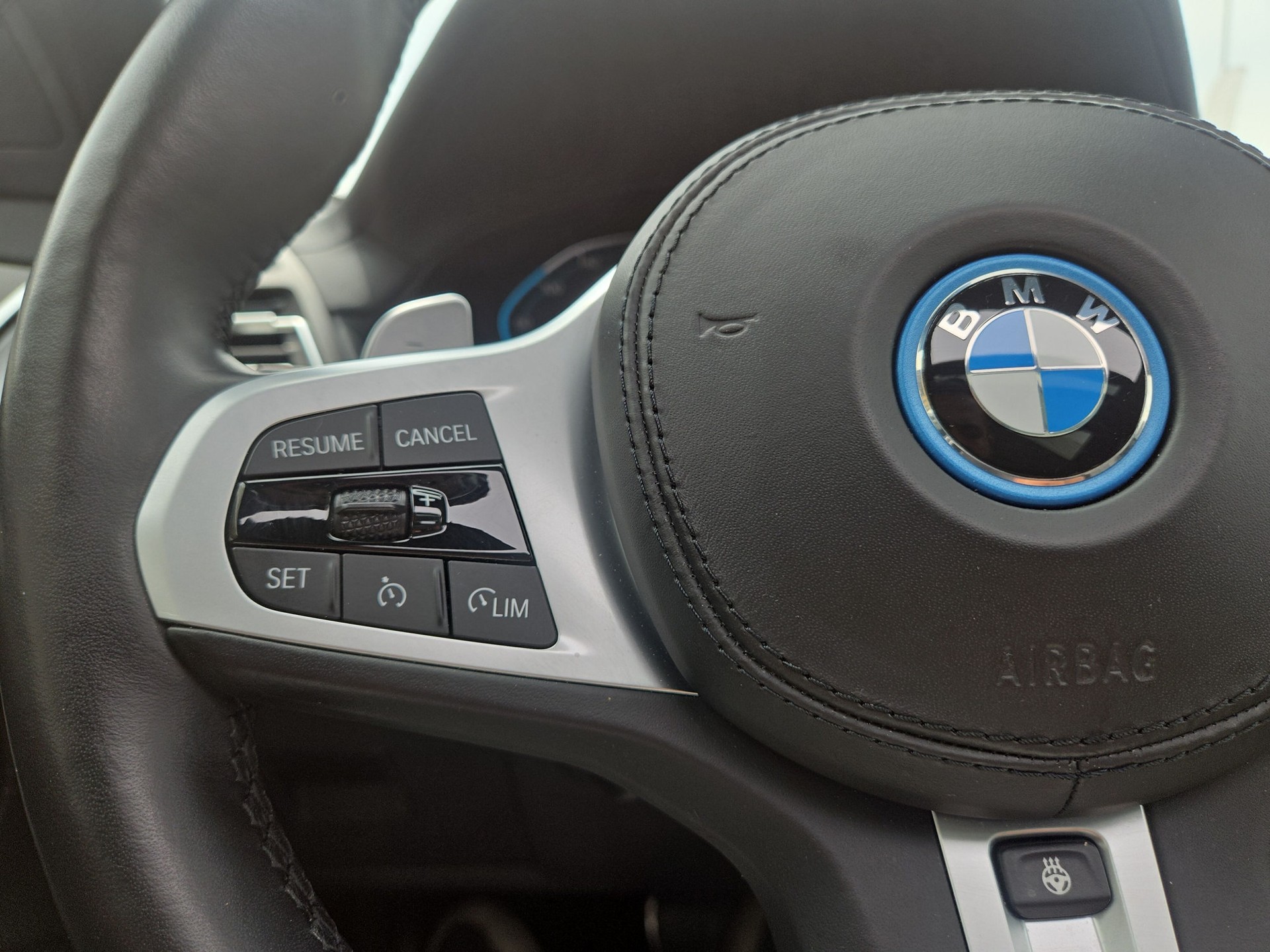 BMW X3 xDrive 30e M Sport-image-13