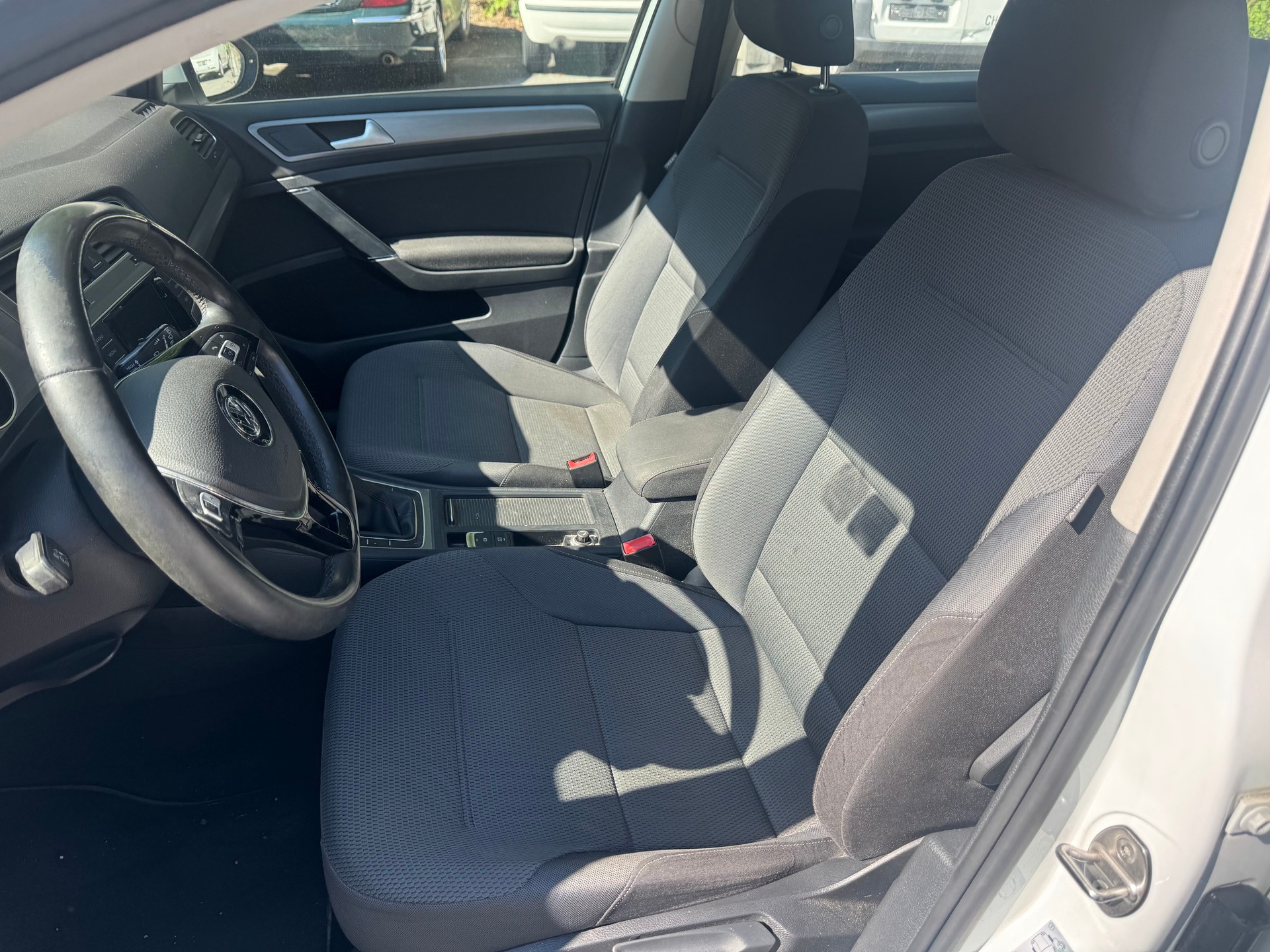 VW Golf Variant 1.2 TSI Comfort-image-5