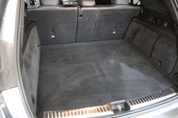 MERCEDES-BENZ GLE 400 e EQ Star 4M-image-11