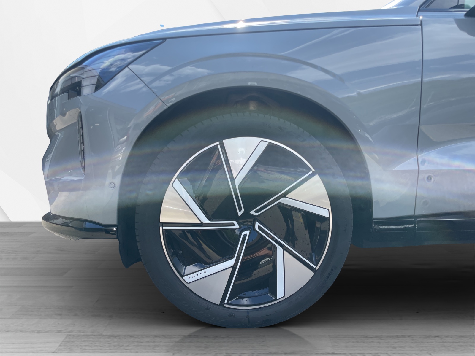 VOLVO EX 90 Twin Performance Ultra AWDD-image-8