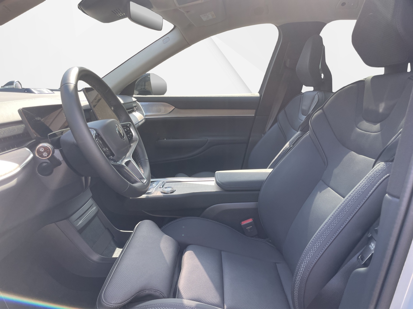 VOLVO EX 90 Twin Performance Ultra AWDD-image-9