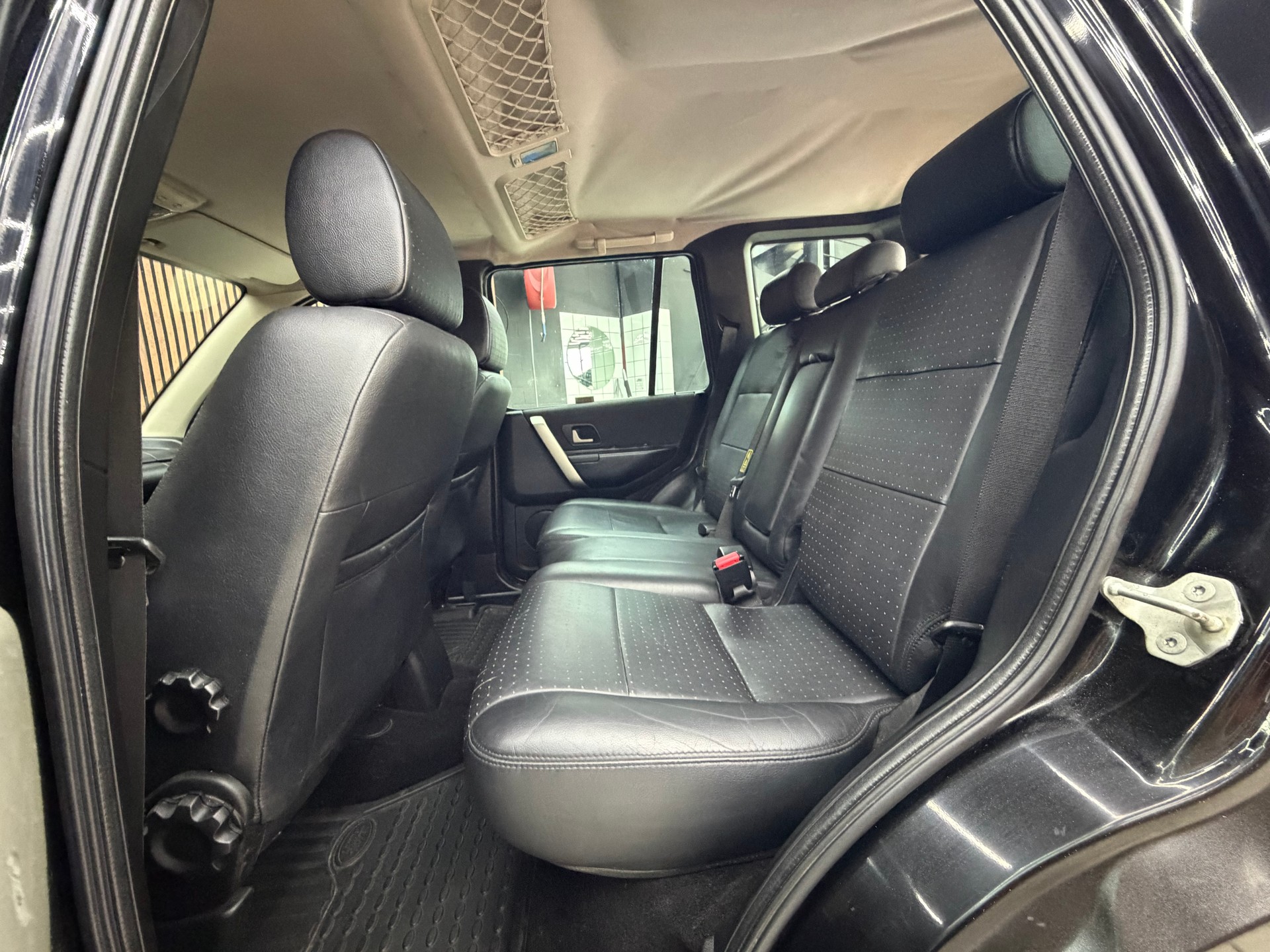 LAND ROVER Freelander 2.5 V6 Sport Wagon-image-14