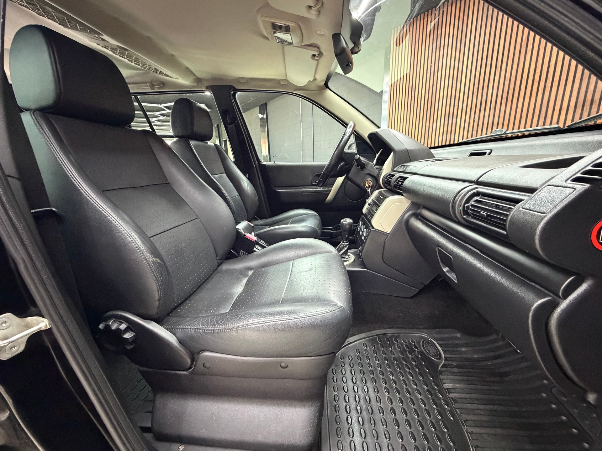 LAND ROVER Freelander 2.5 V6 Sport Wagon-image-13