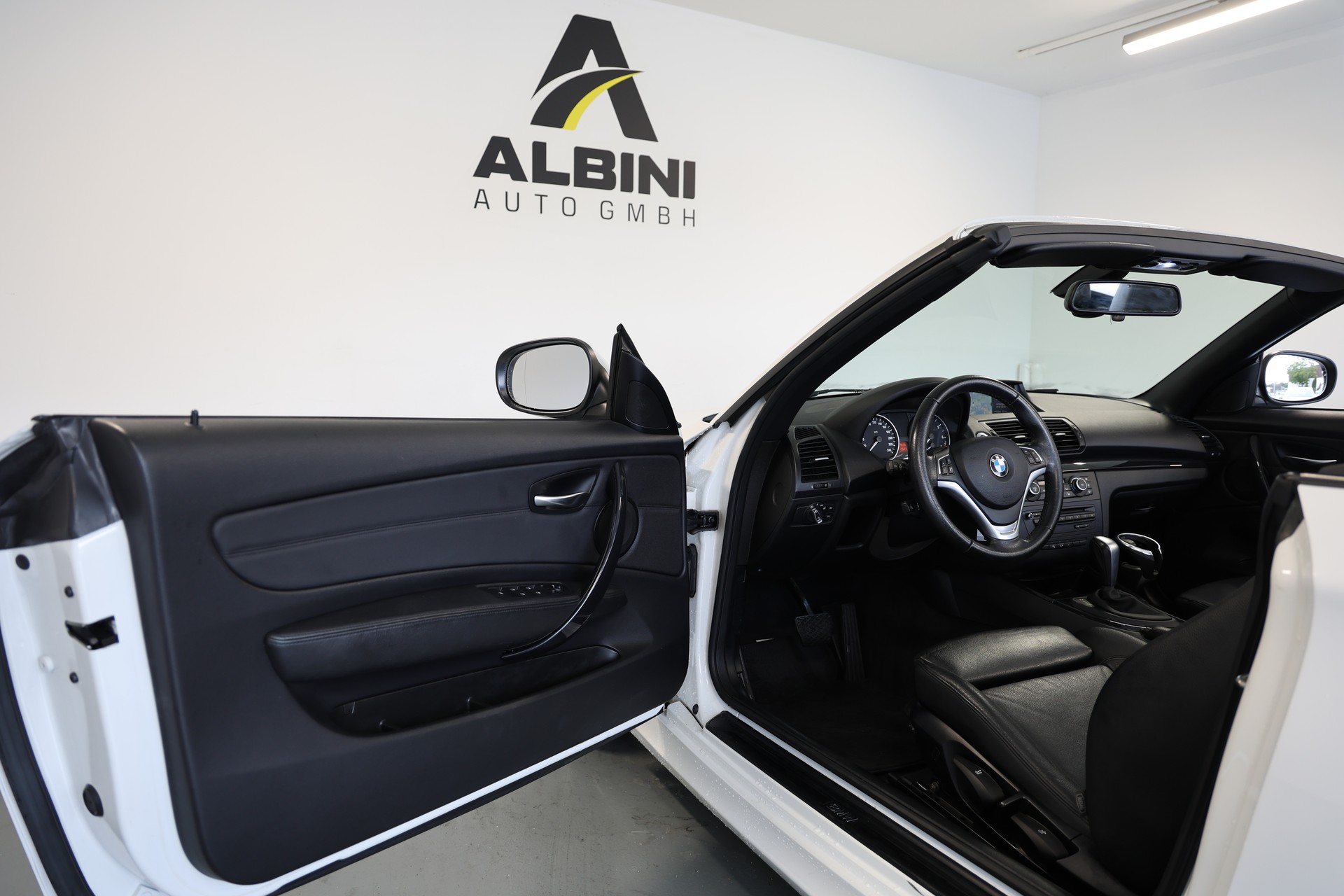 BMW 118i Cabrio *Automat* *MFK bis 12.2027*-image-5