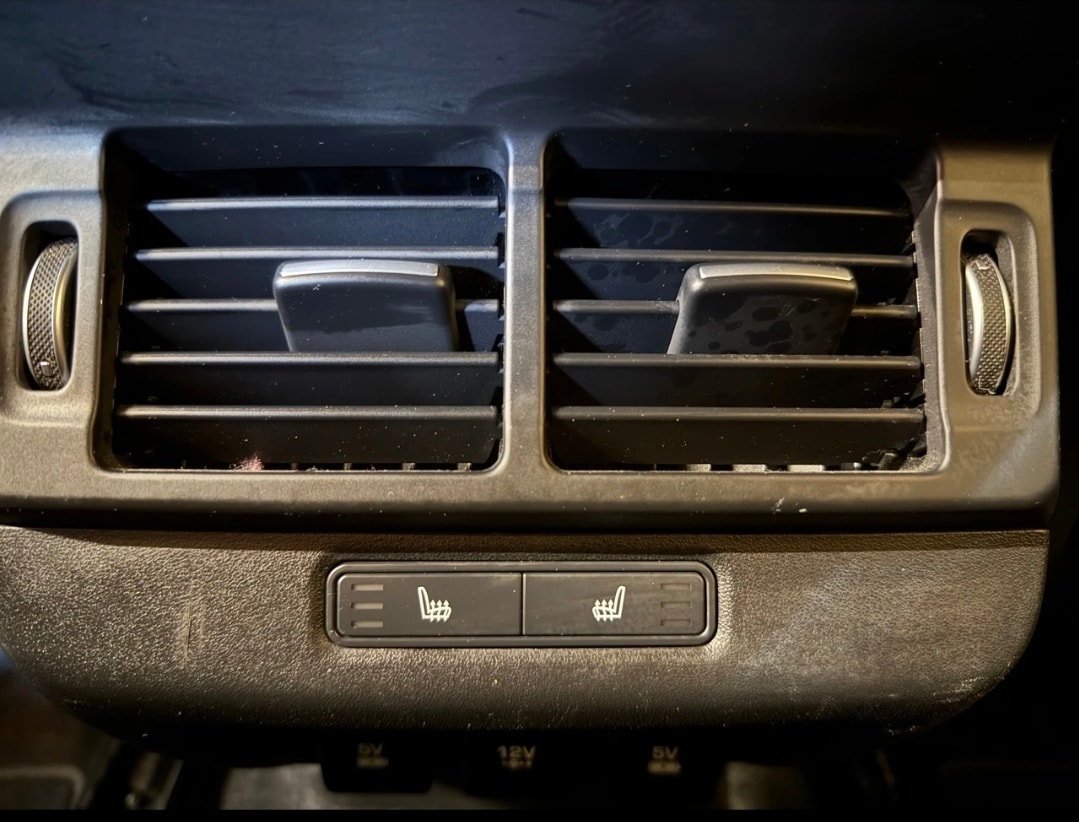 LAND ROVER Range Rover Evoque R-Dynamic P 300 HSE AT9-image-16