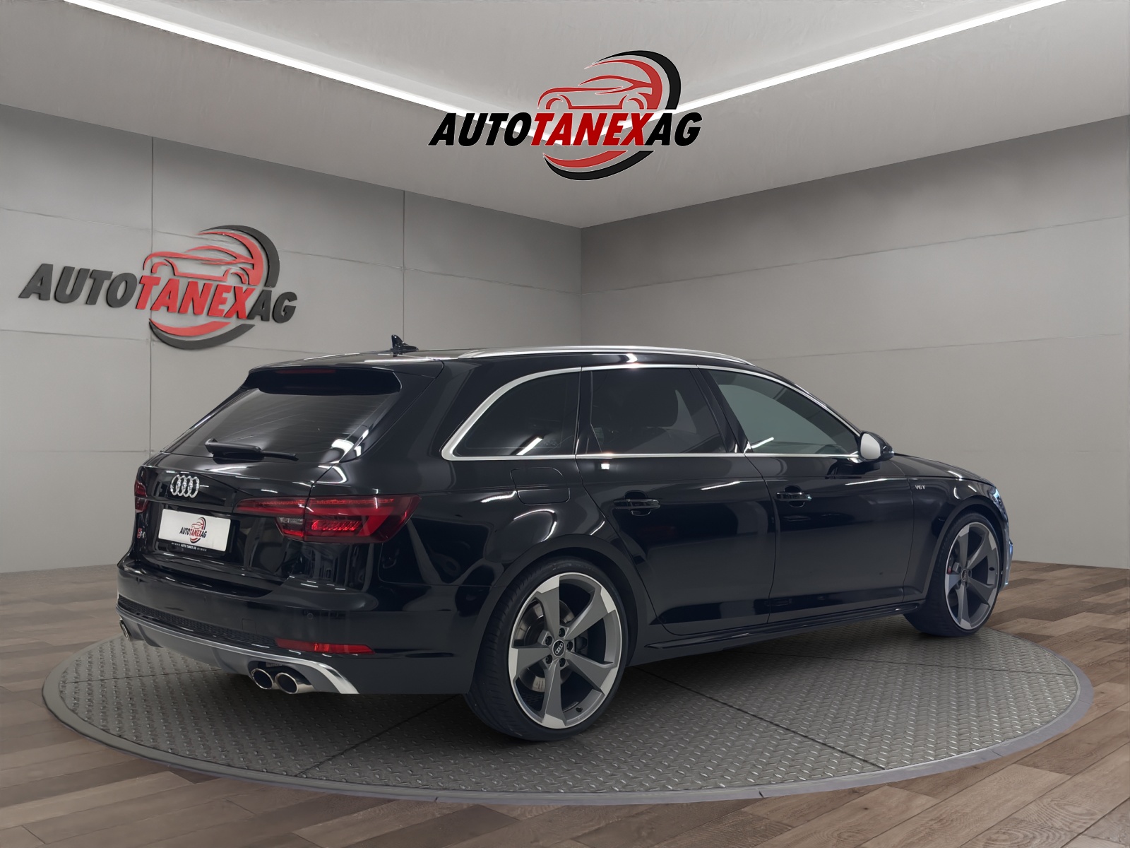 AUDI S4 Avant 3.0 TFSI quattro tiptronic-image-5