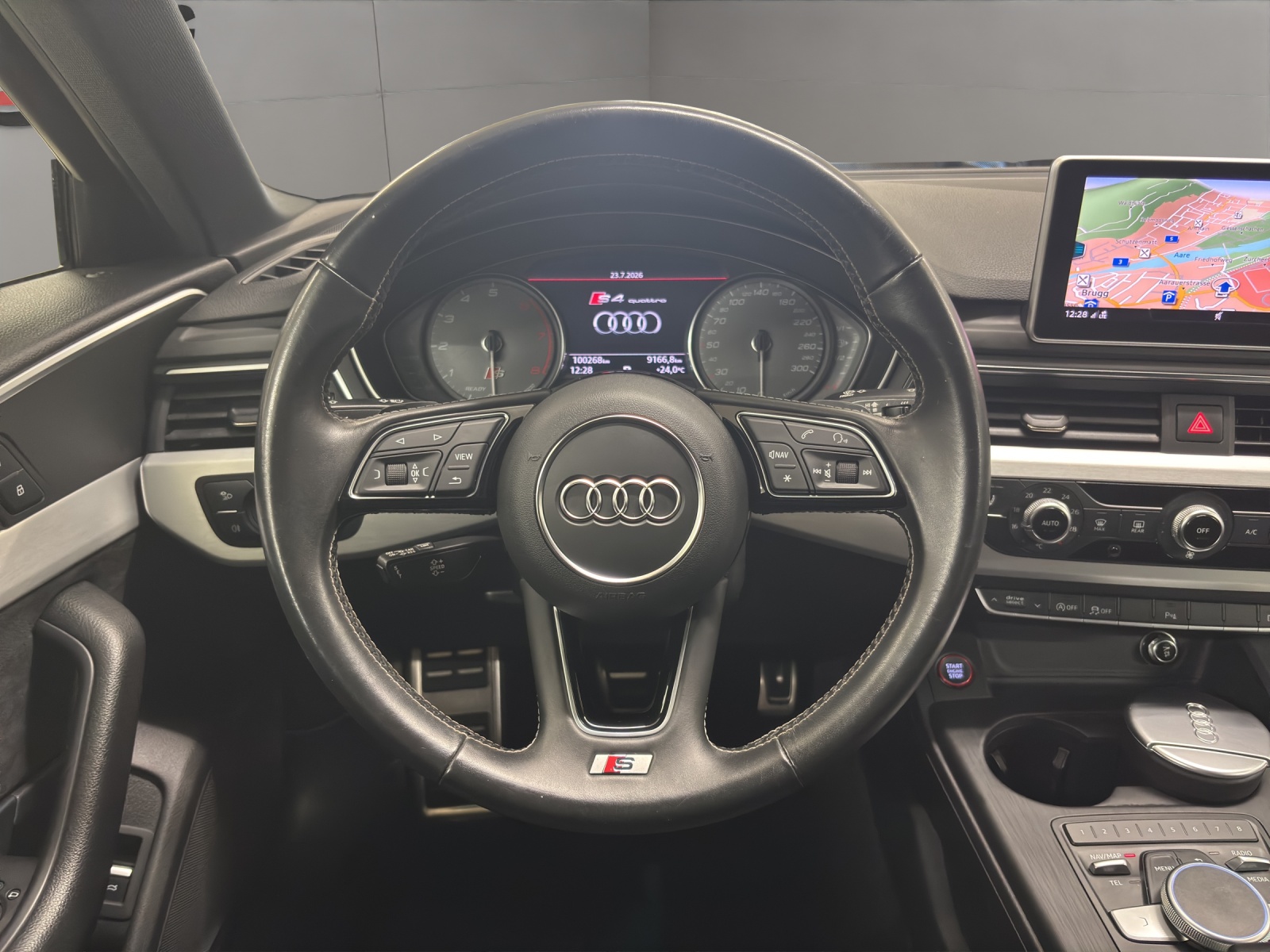 AUDI S4 Avant 3.0 TFSI quattro tiptronic-image-9