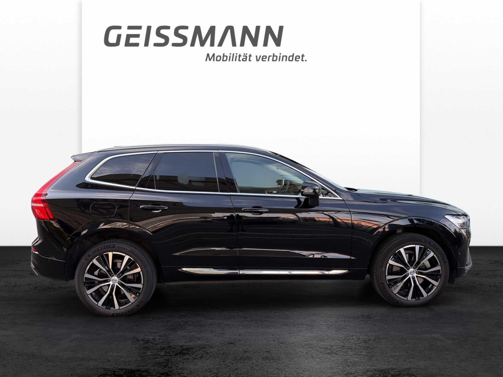 VOLVO XC60 2.0 T6 TE Ultimate Bright eAWD-image-3