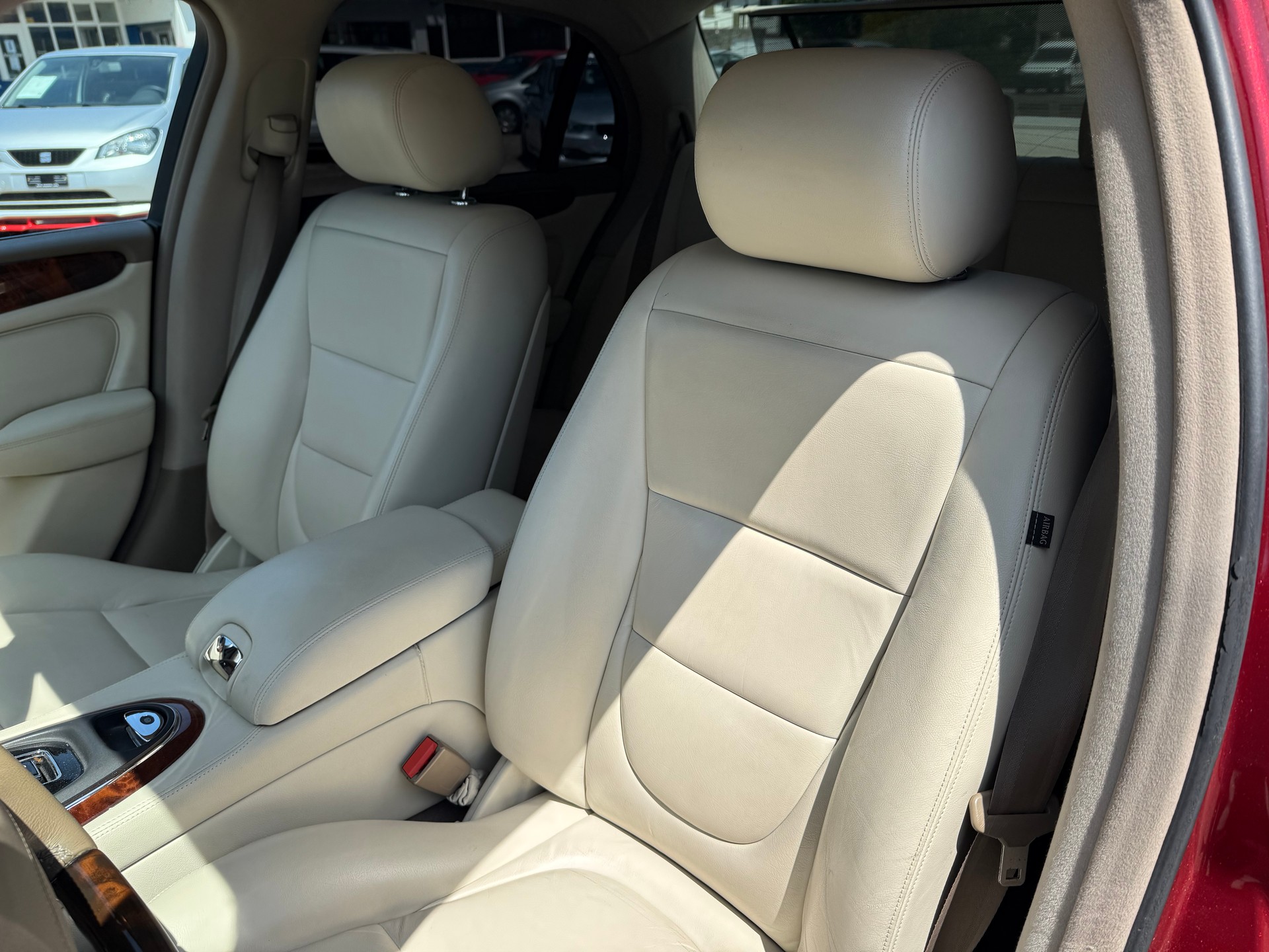JAGUAR XJ8 3.5 V8 Executive-image-7