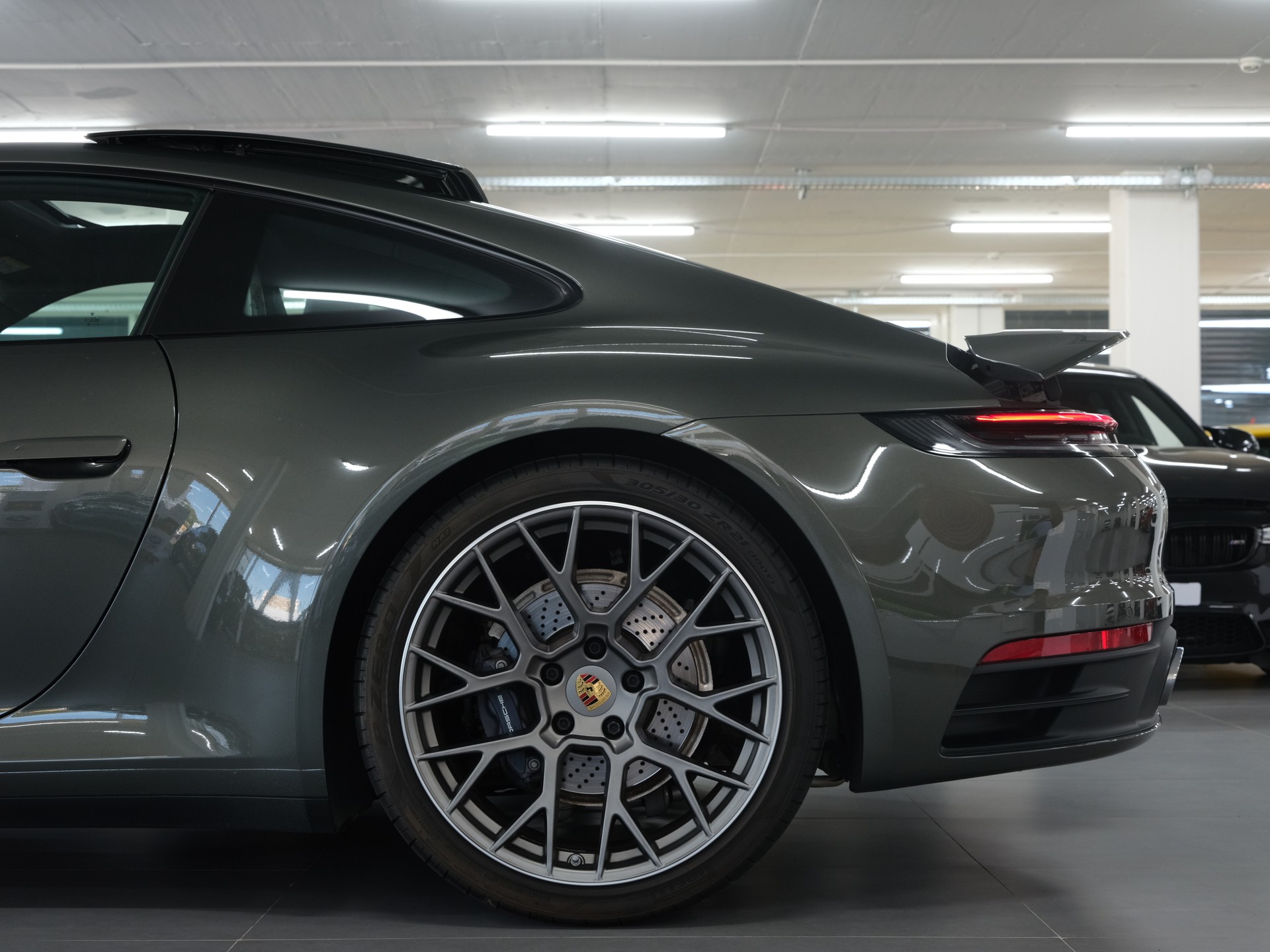 PORSCHE 911 Carrera PDK *Sonderlackierung* *Sportabgassanlage* *Porsche Aproved*-image-13
