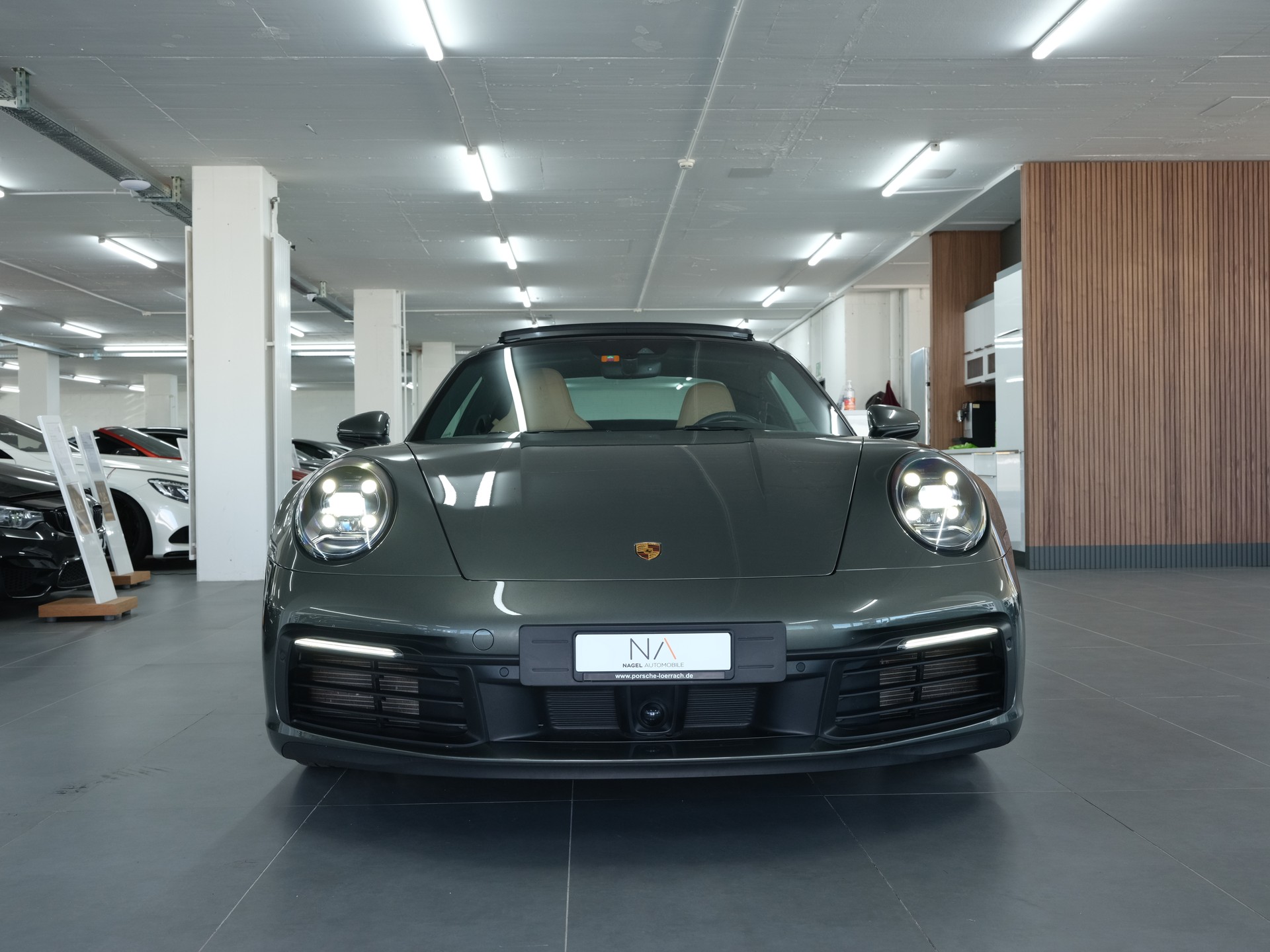 PORSCHE 911 Carrera PDK *Sonderlackierung* *Sportabgassanlage* *Porsche Aproved*-image-9