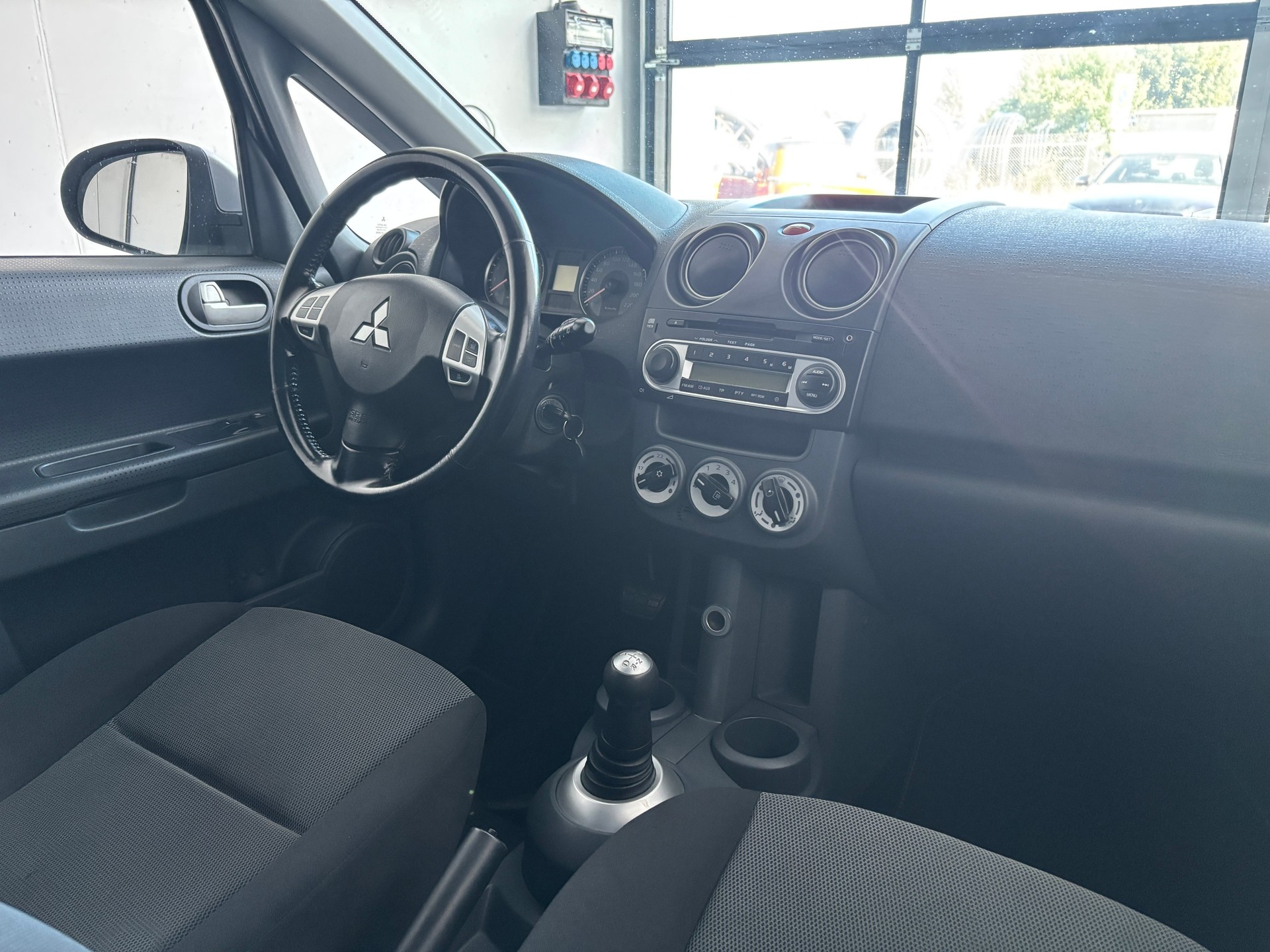 MITSUBISHI Colt 1.3 16V Invite Allshift-image-6