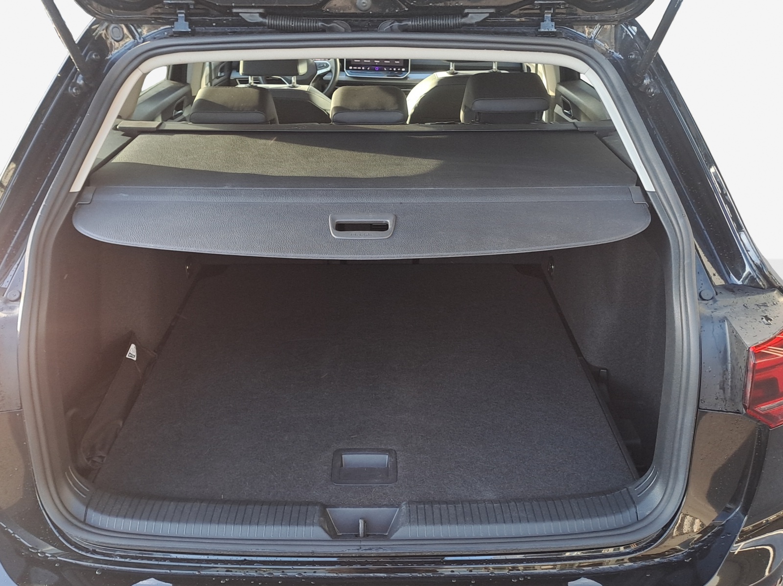 VW Golf Variant 2.0 TDI Style DSG-image-12