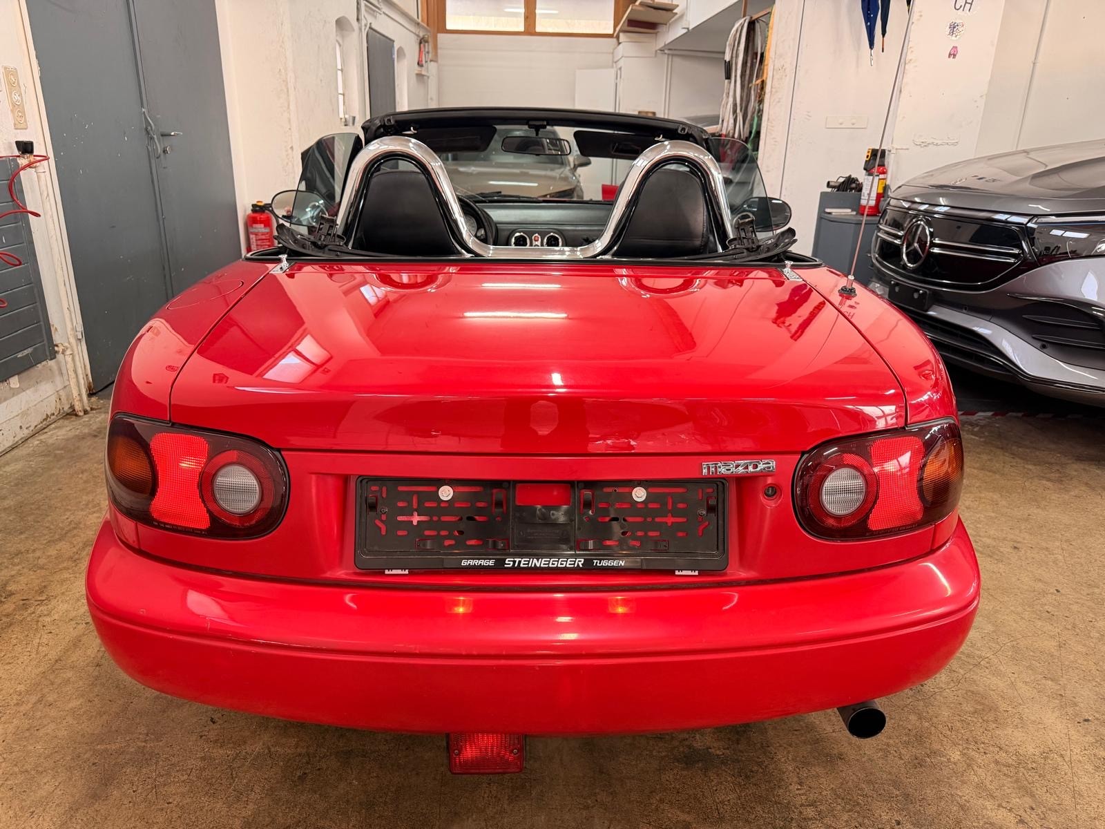 MAZDA MX-5 1.6i-16-image-3