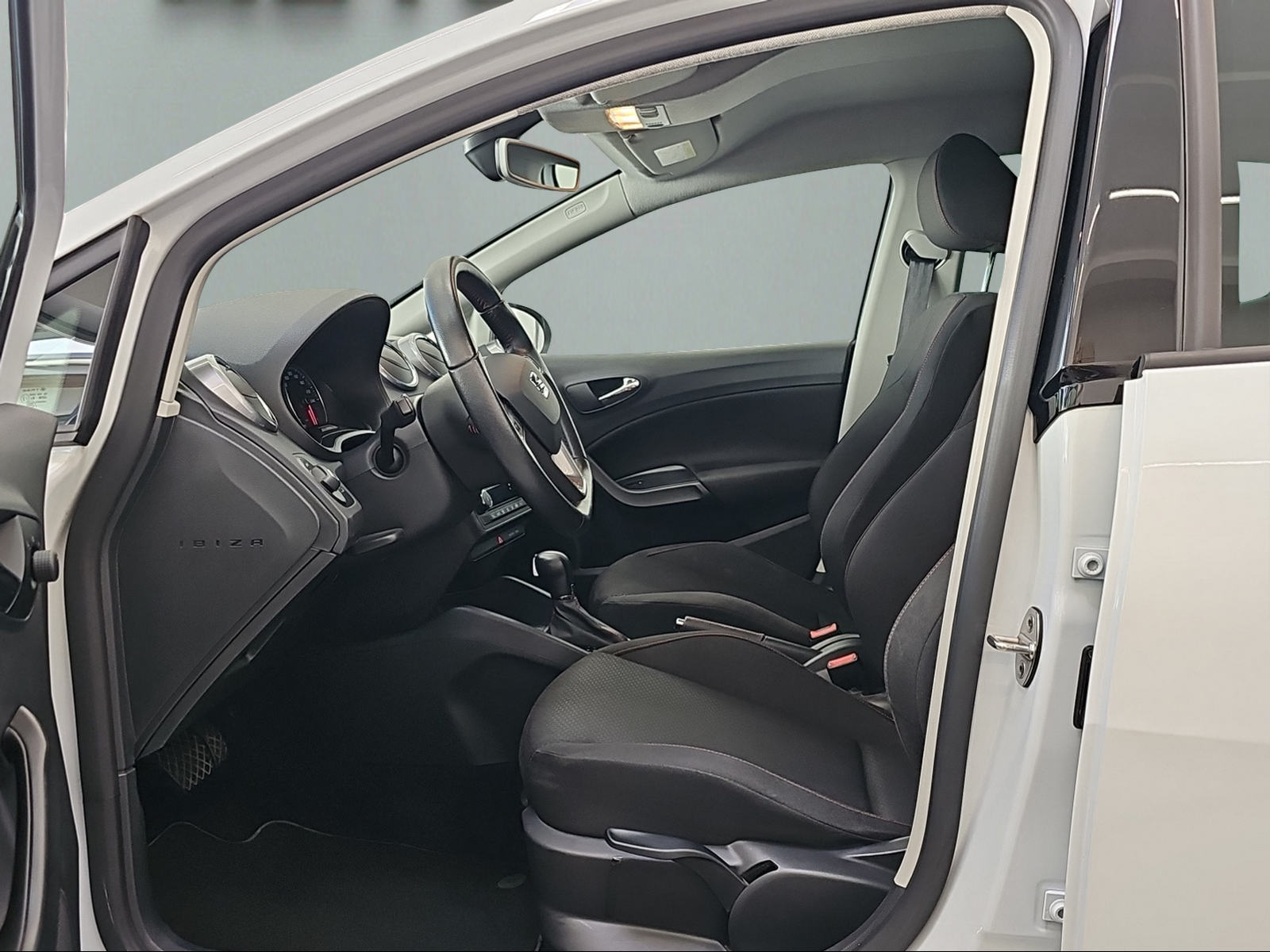 SEAT Ibiza 1.0 EcoTSI FR DSG-image-8
