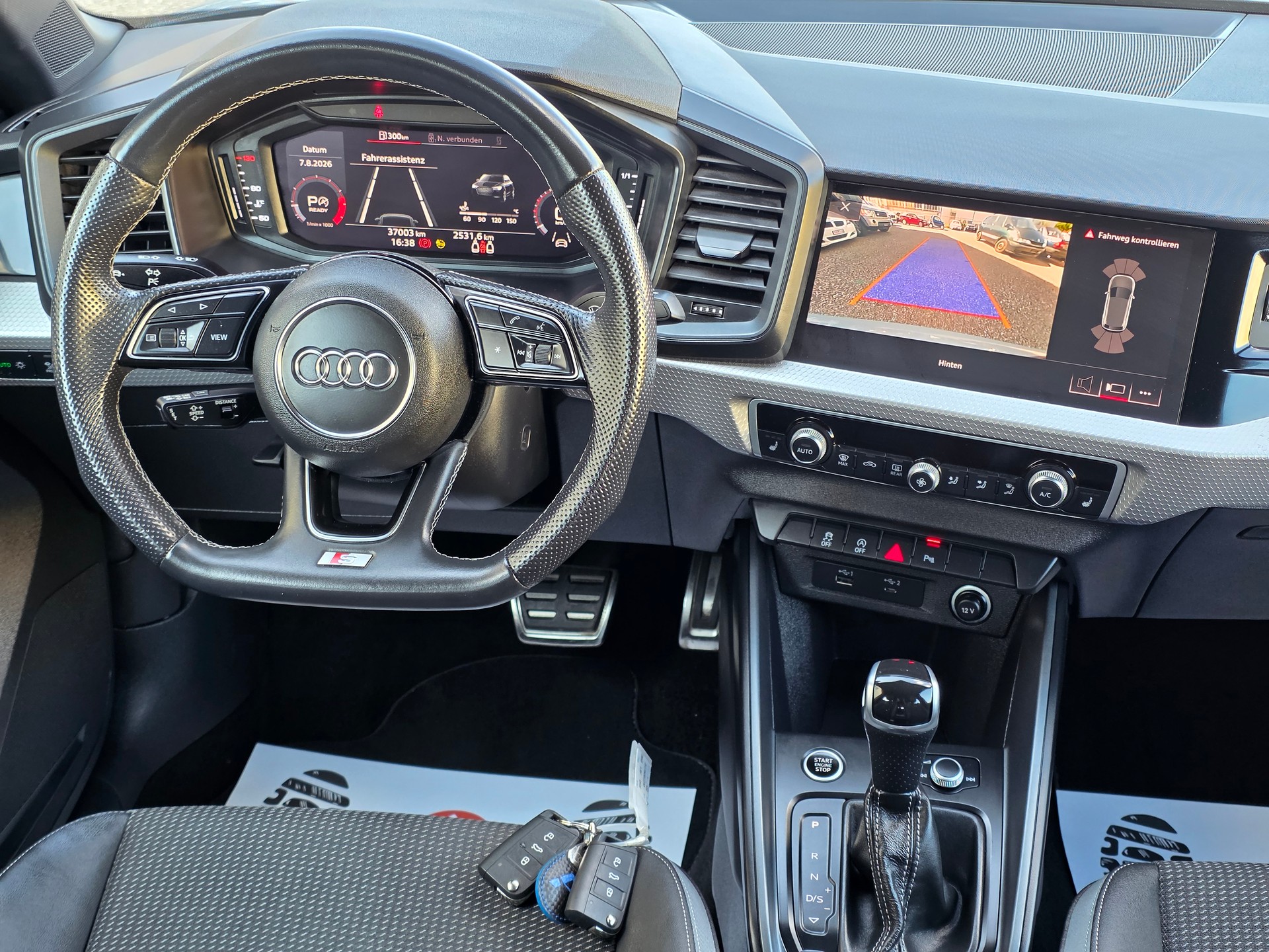 AUDI A1 City Carver 35 TFSI S-tronic-image-7
