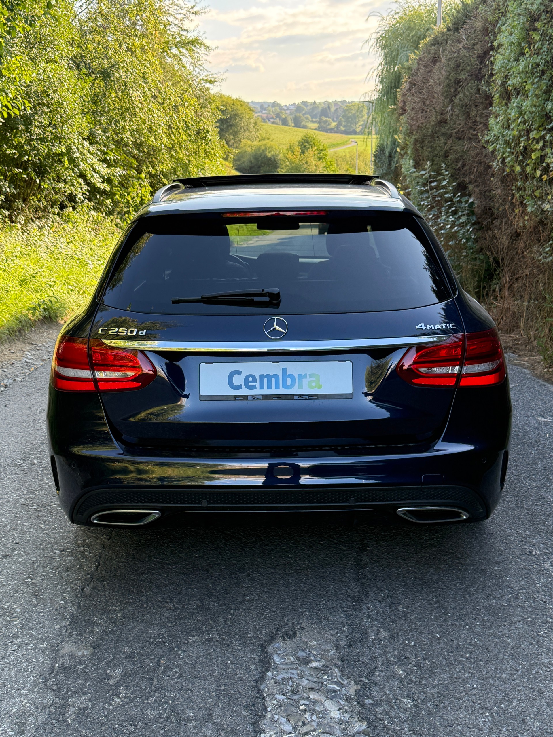 MERCEDES-BENZ C 250 BlueTEC Swiss Star 4Matic 9G-Tronic-image-2