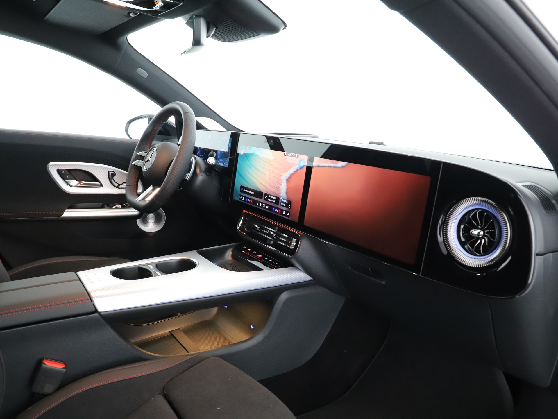 MERCEDES-BENZ CLA 220 8G-DCT 4Matic-image-11