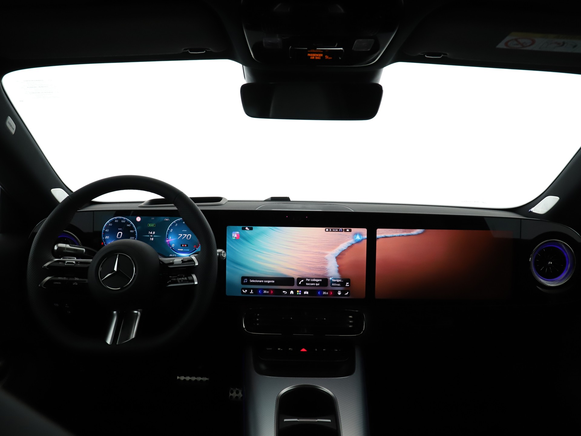 MERCEDES-BENZ CLA 220 8G-DCT 4Matic-image-12