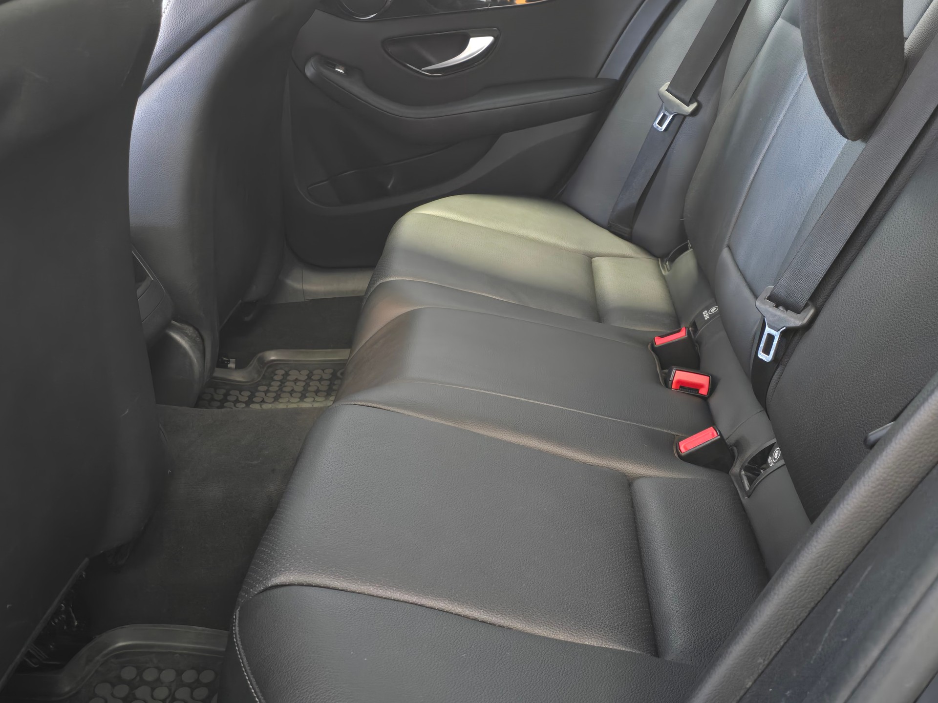 MERCEDES-BENZ C 200 7G-Tronic-image-9