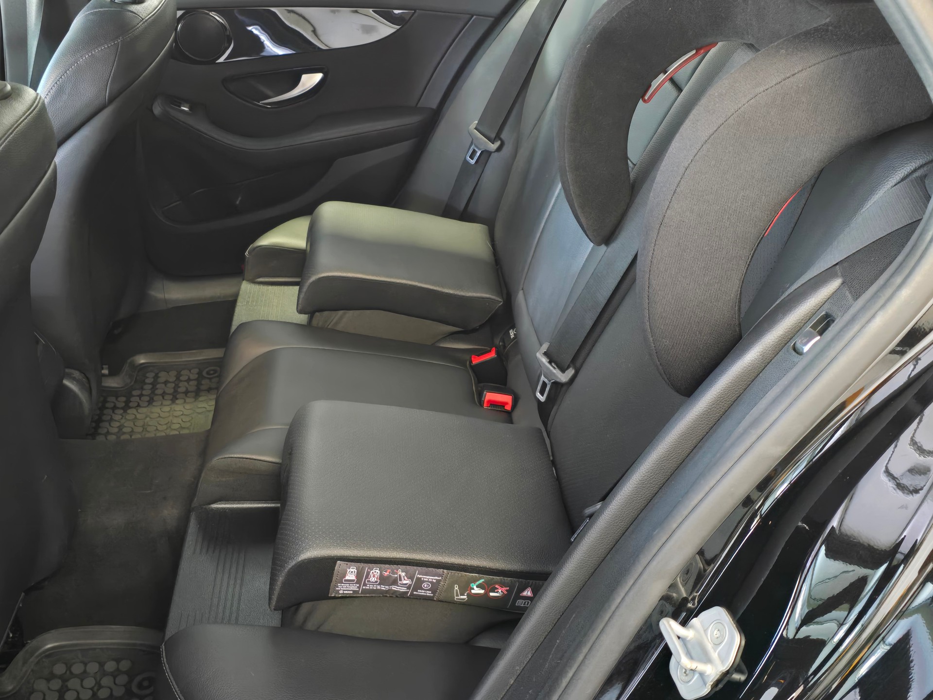 MERCEDES-BENZ C 200 7G-Tronic-image-8