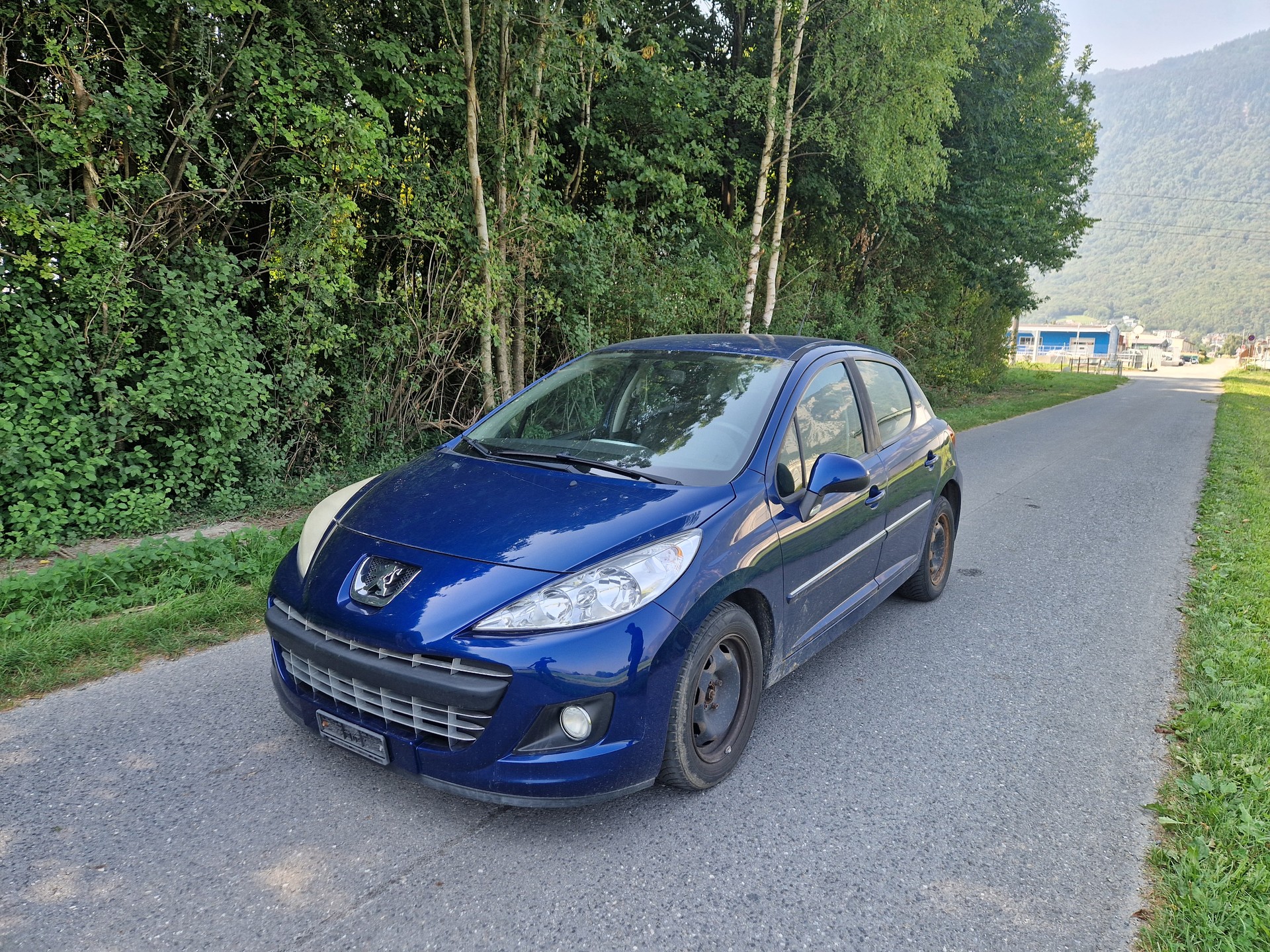 PEUGEOT 207 1.4 16V Trendy Clim-image-0