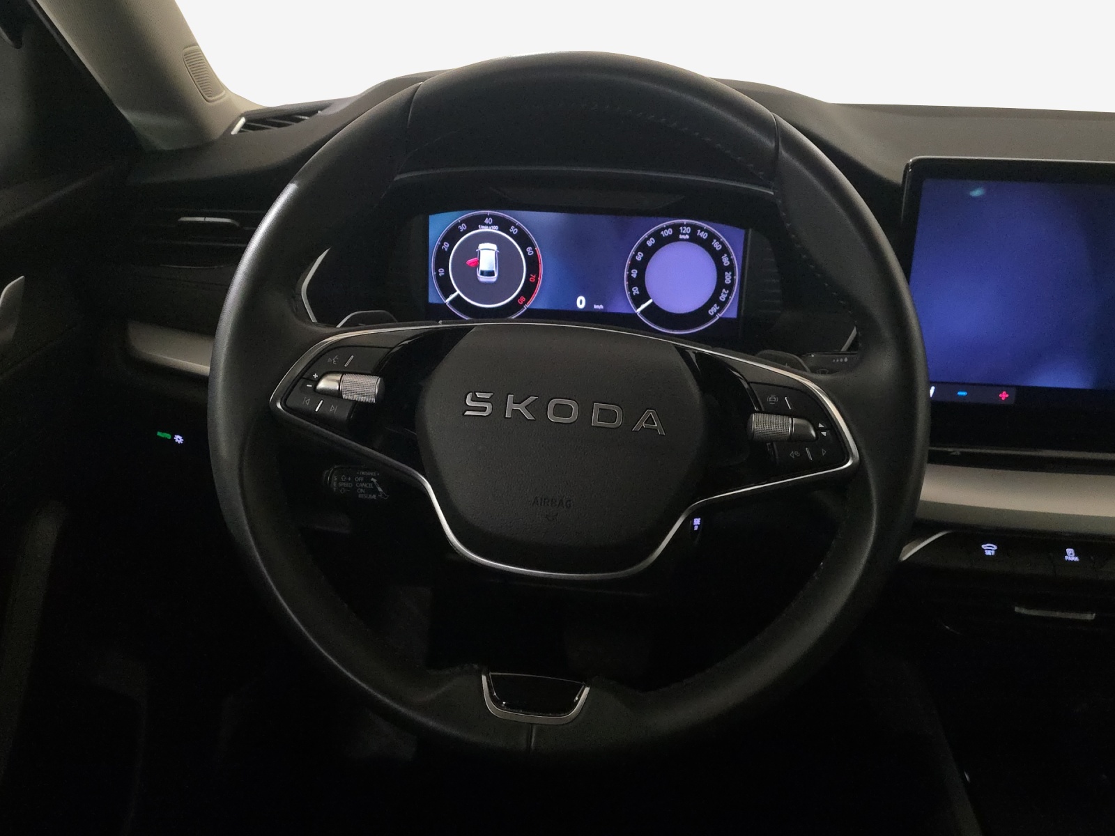 SKODA Octavia Combi 1.5 TSI mHEV DSG Dynamic-image-9