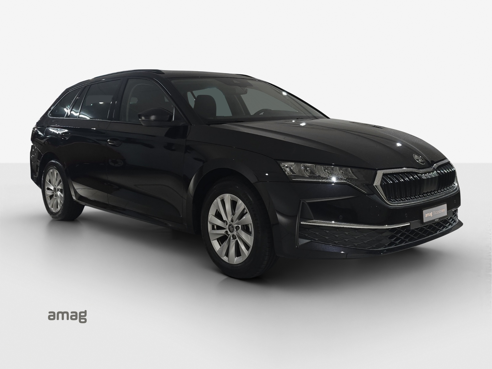 SKODA Octavia Combi 1.5 TSI mHEV DSG Dynamic-image-5