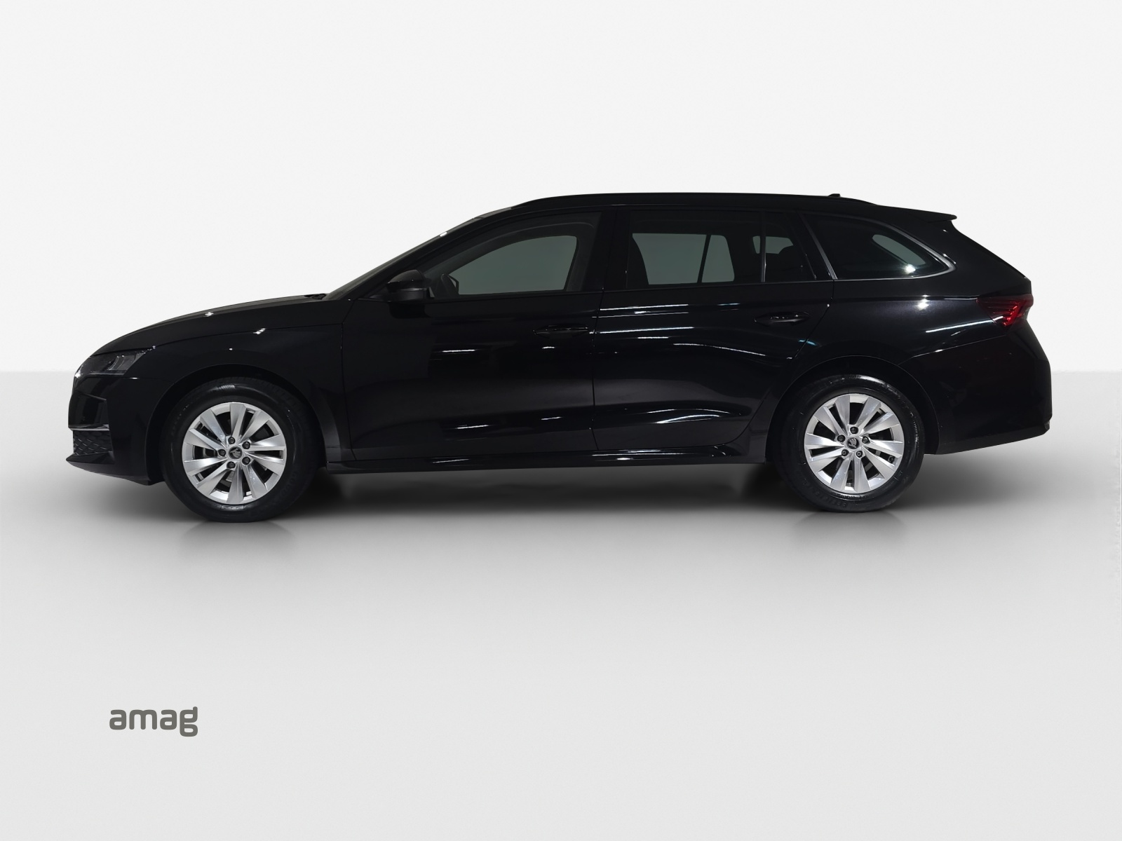 SKODA Octavia Combi 1.5 TSI mHEV DSG Dynamic-showroom-element-1