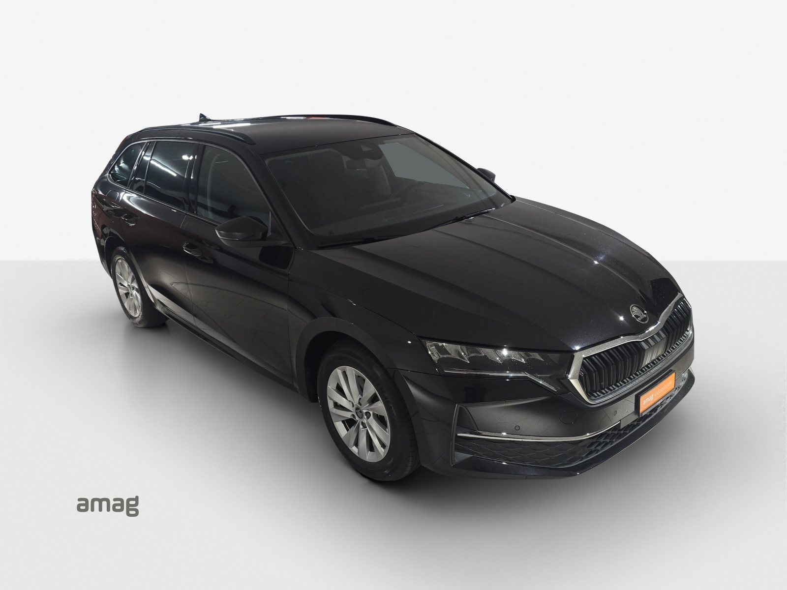 SKODA Octavia Combi 1.5 TSI mHEV DSG Dynamic-image-13