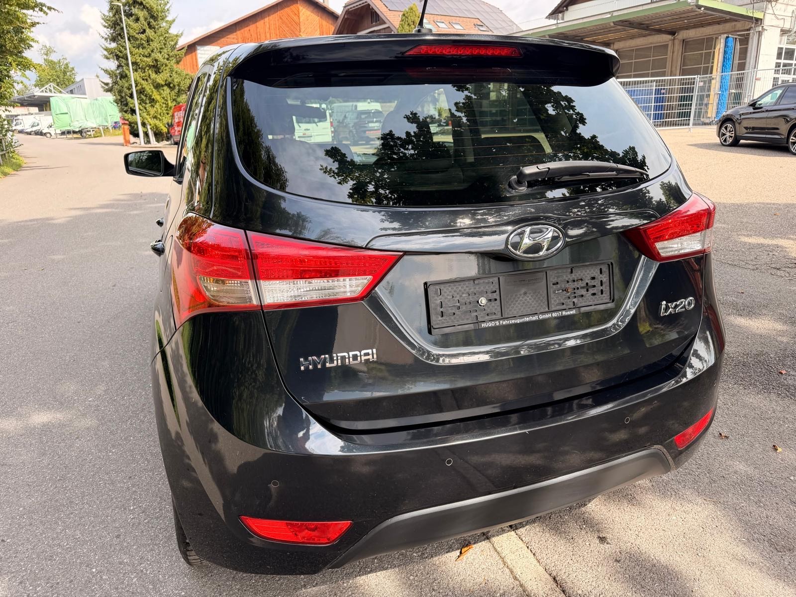 HYUNDAI iX20 1.6 Style Automatic-image-3