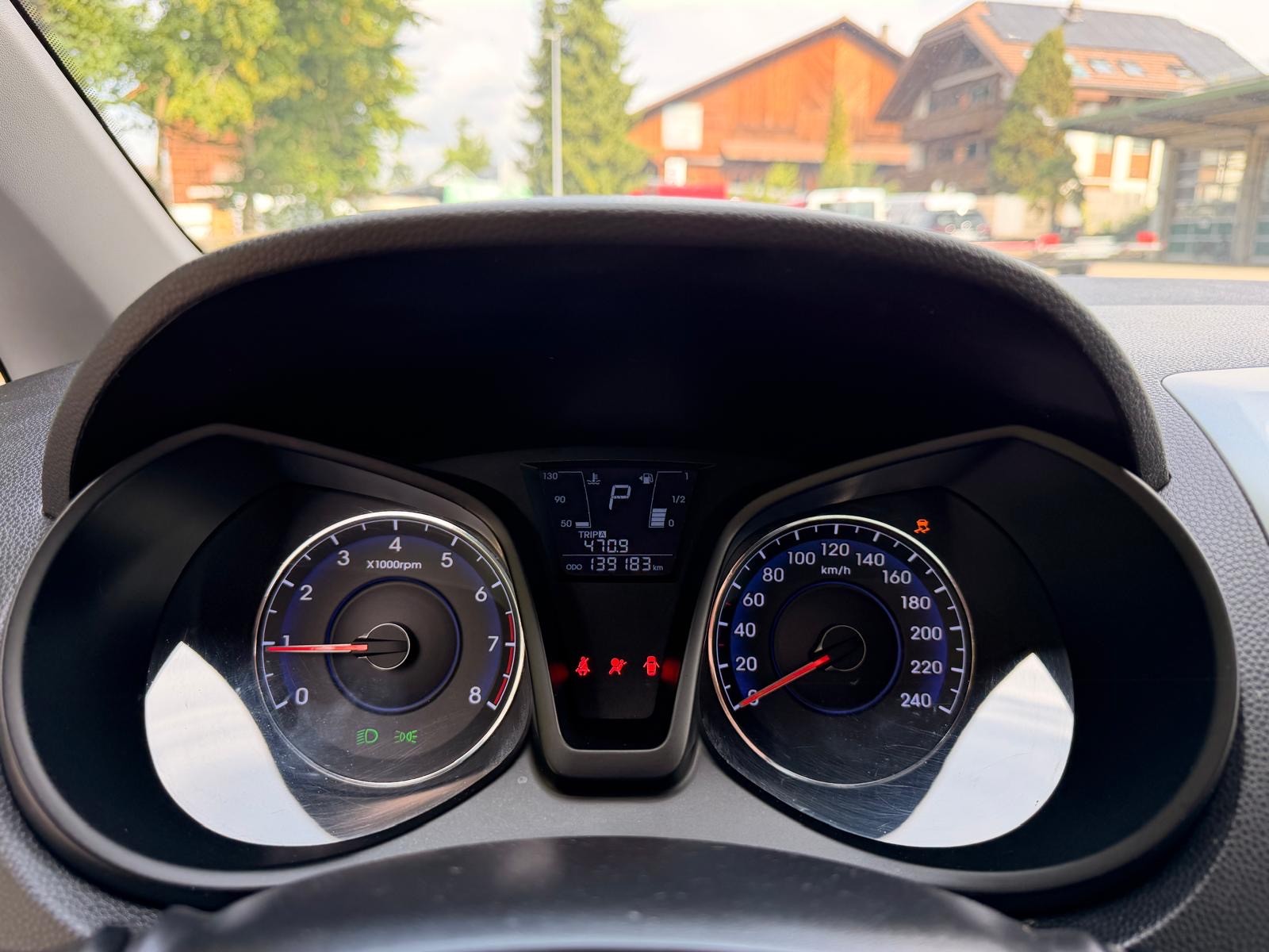 HYUNDAI iX20 1.6 Style Automatic-image-14