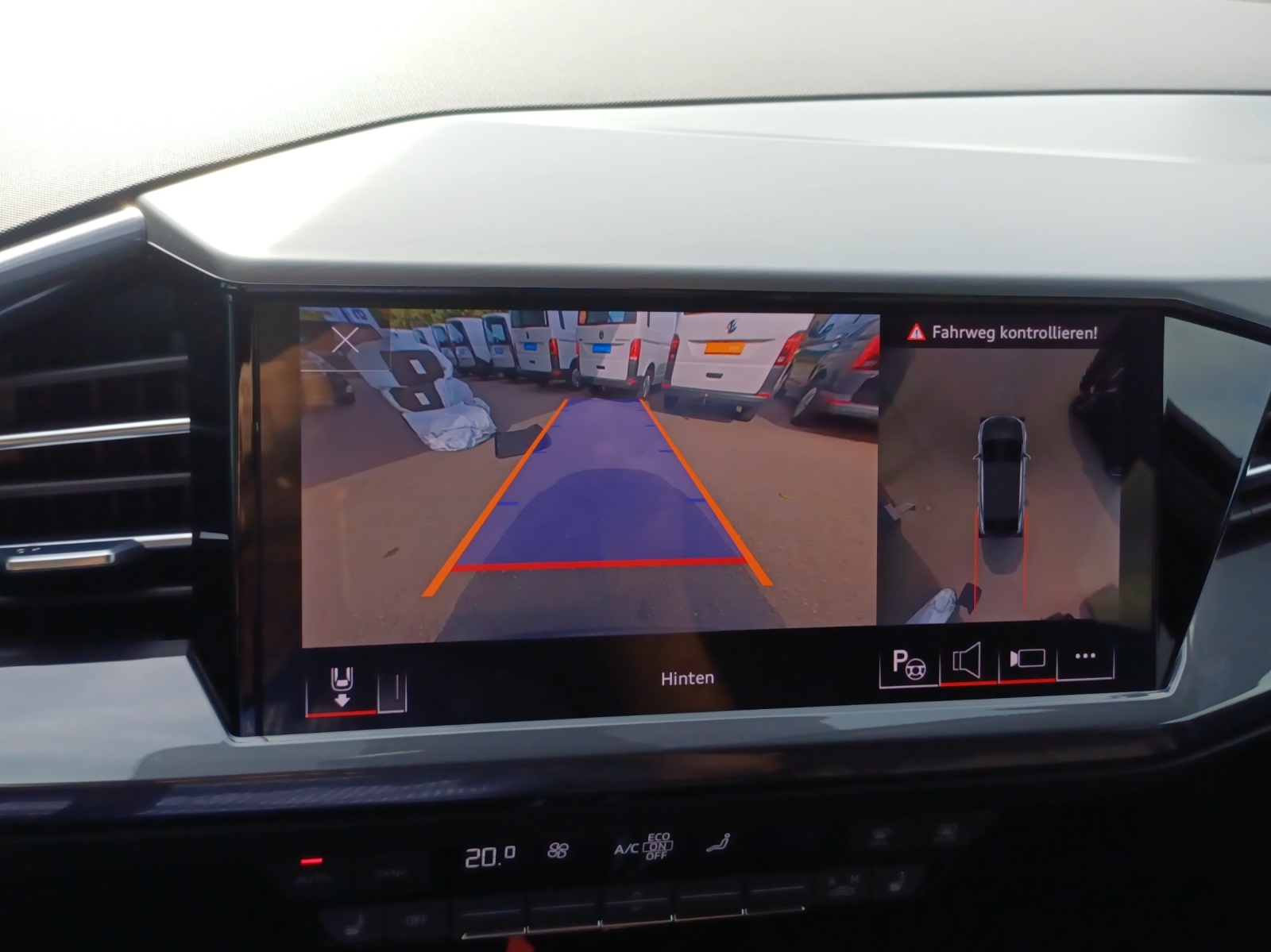 AUDI Q4 Sportback e-tron 40-image-16
