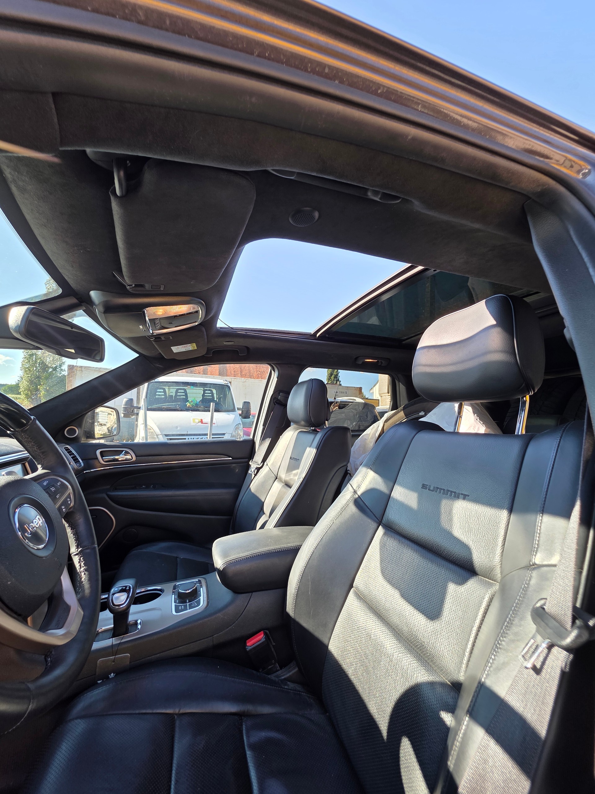 JEEP Grand Cherokee 3.0 CRD Platium Edition-image-7