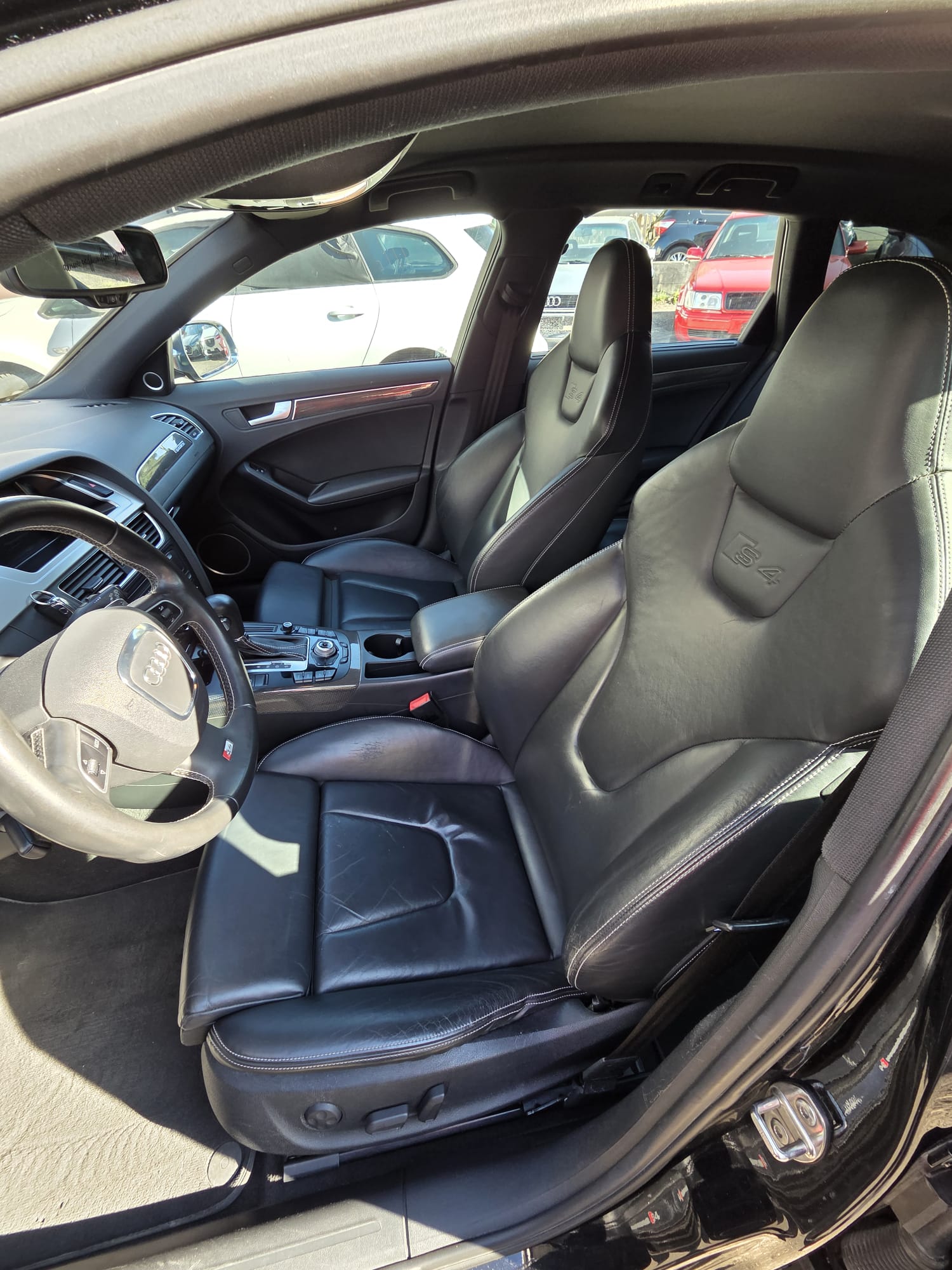AUDI 3.0 V6 TFSI quattro S-Tronic-image-3