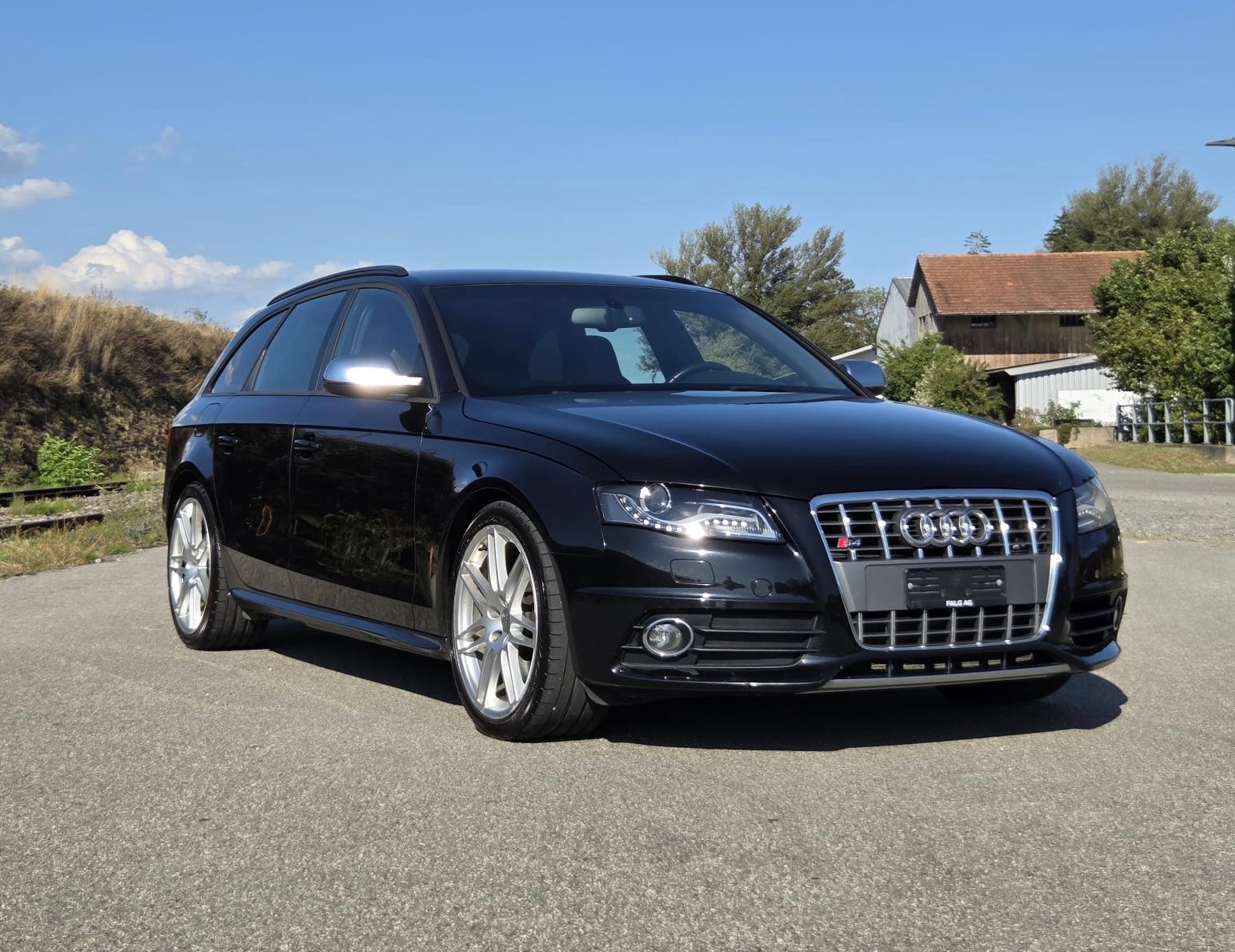 AUDI 3.0 V6 TFSI quattro S-Tronic-image-1