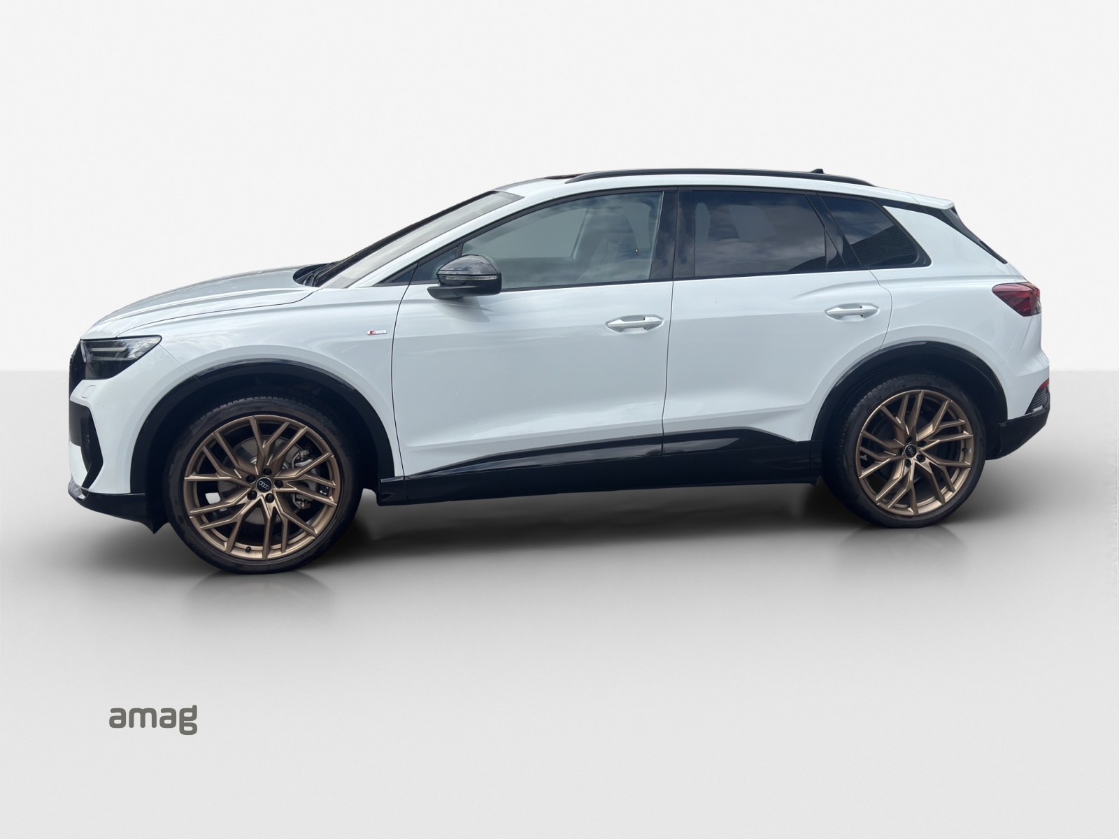 AUDI Q4 e-tron 55 quattro-image-1