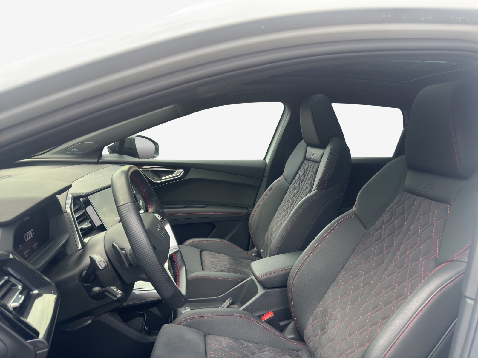 AUDI Q4 e-tron 55 quattro-image-7