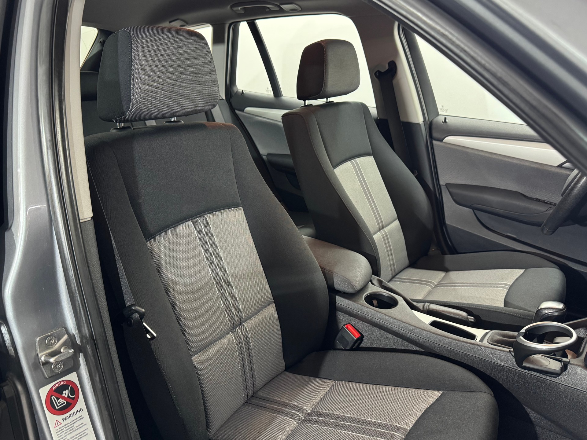 BMW X1 xDrive 20d Steptronic-image-9