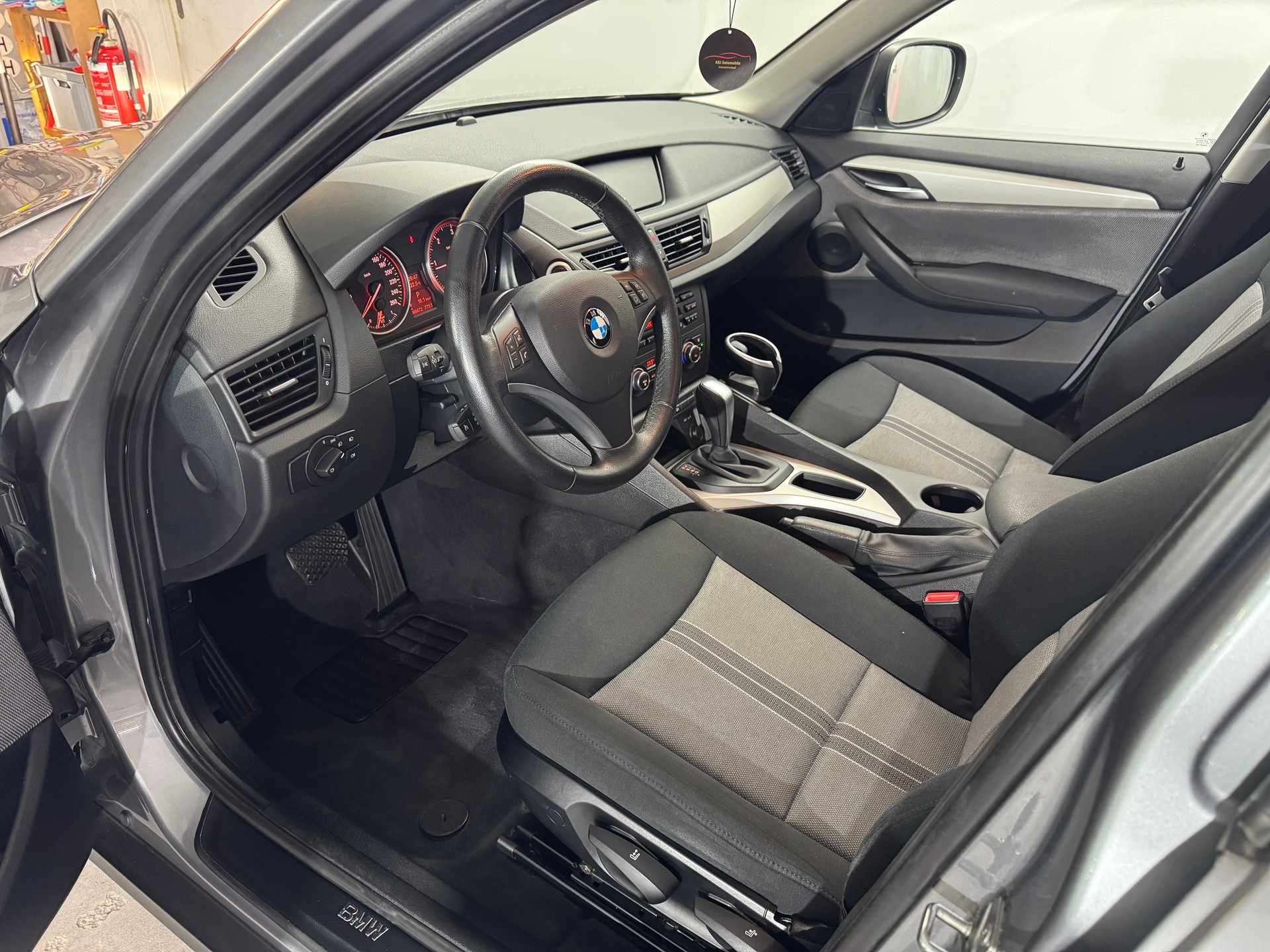 BMW X1 xDrive 20d Steptronic-image-7