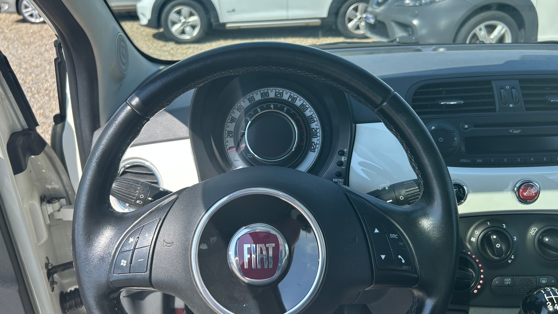 FIAT 500 1.2 Lounge-showroom-element-2