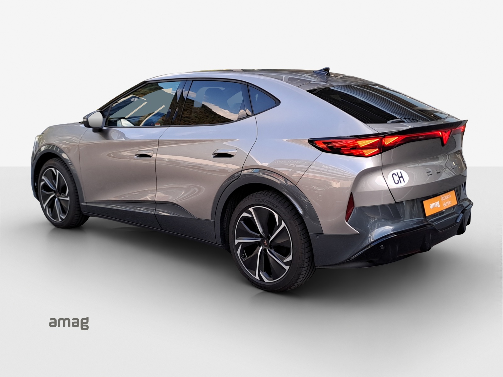 CUPRA Tavascan Type 8 77 kWh VZ-image-2