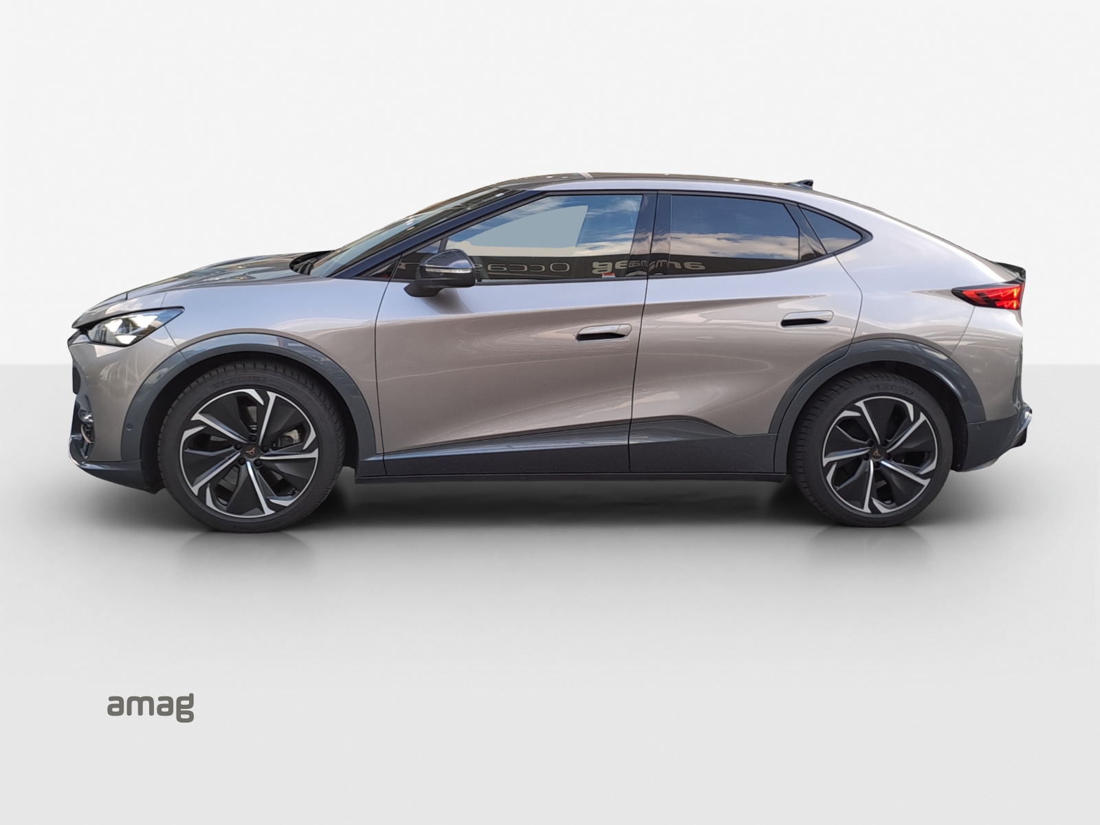 CUPRA Tavascan Type 8 77 kWh VZ-image-1