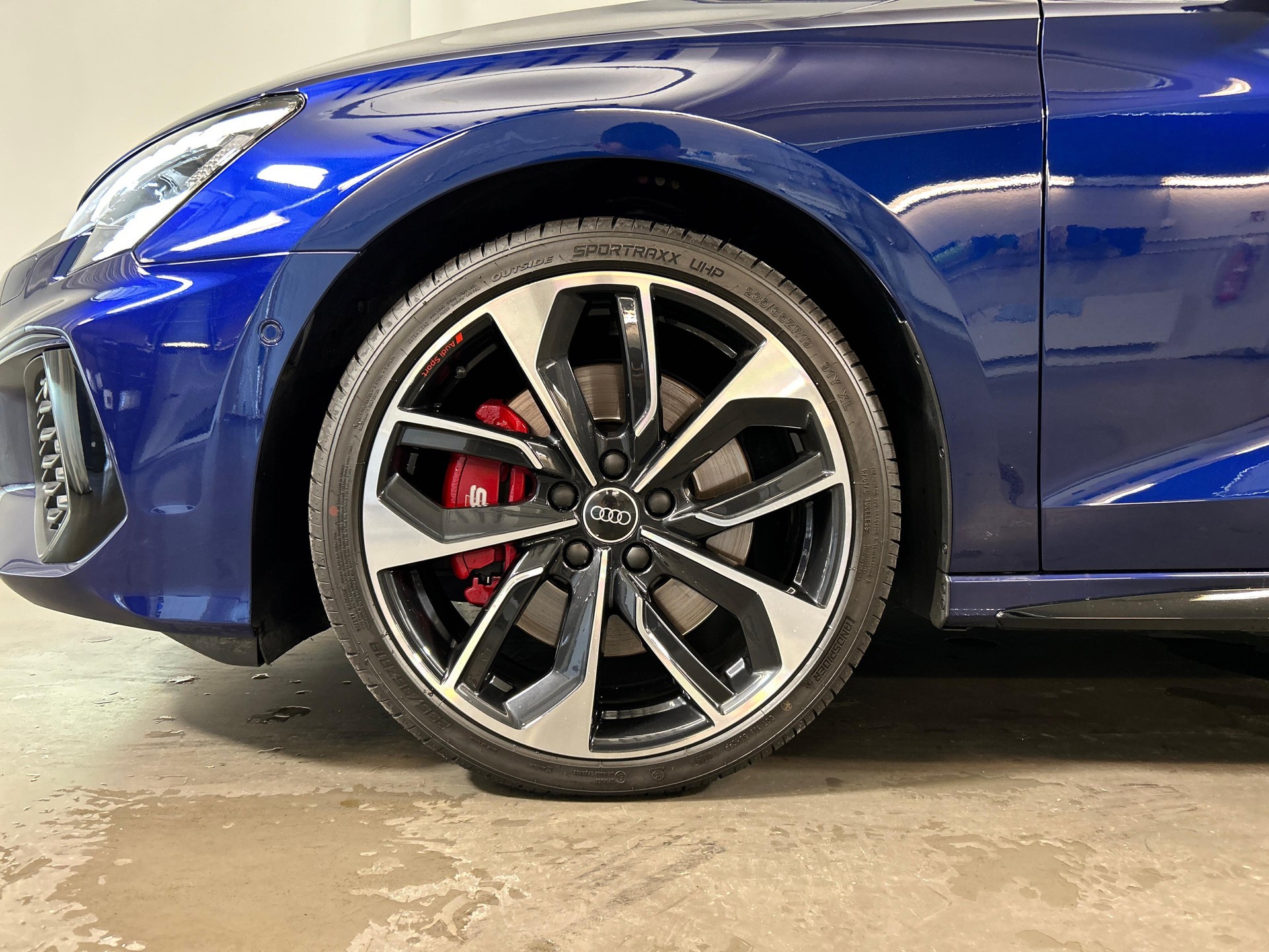 AUDI S3 Sportback 2.0 TFSI quattro S-Tronic-image-11